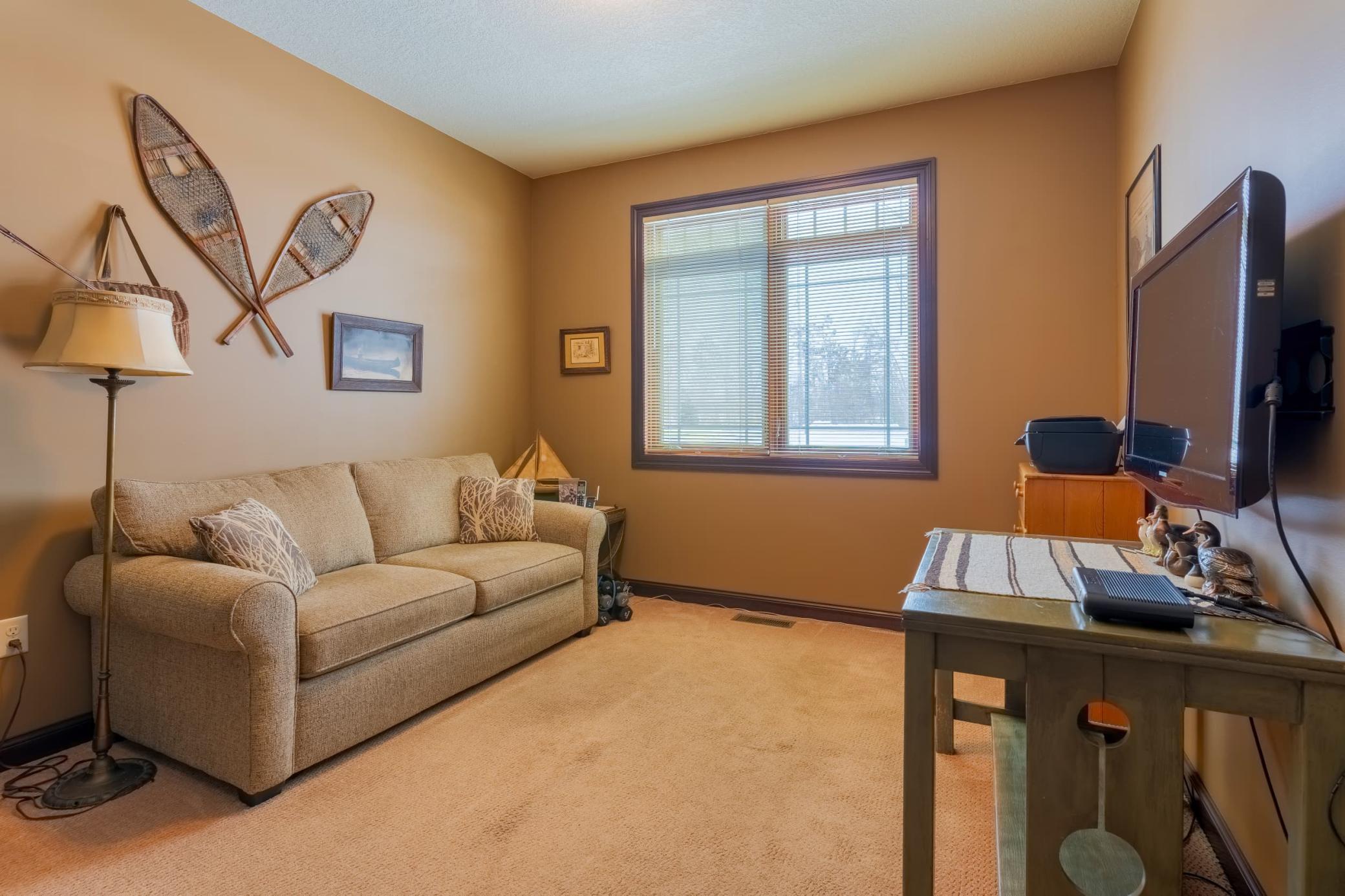 2013 townhouse for sale at 1300 Event Center Drive NE, Unit 12 in Bemidji, MN — 2 bed, 2 bath (photo 9 of 13)