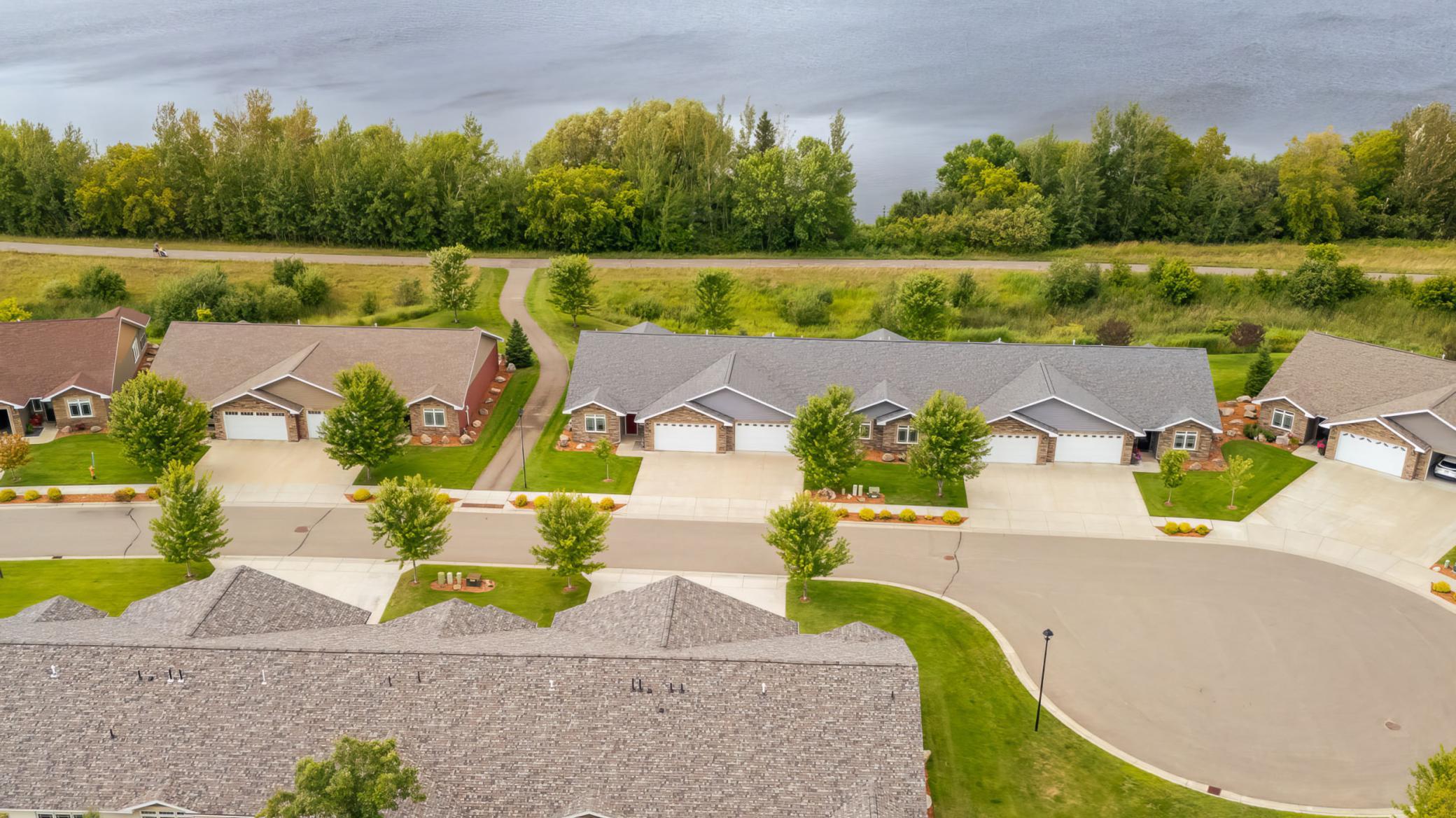 2013 townhouse for sale at 1300 Event Center Drive NE, Unit 12 in Bemidji, MN — 2 bed, 2 bath (photo 24 of 25)