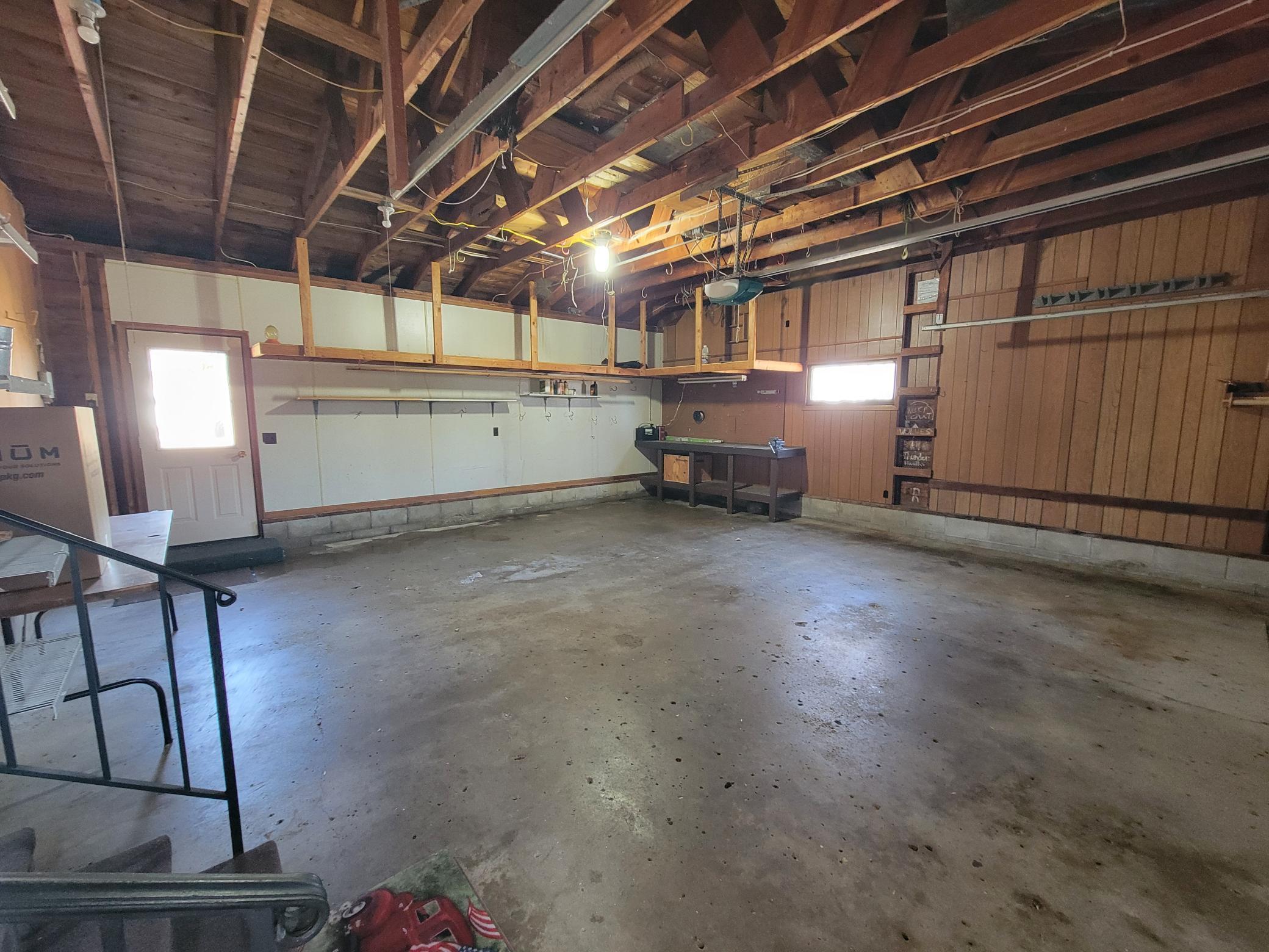 1969 single family home for sale at 612 5th Avenue SW in Perham, MN — 4 bed, 2 bath (photo 8 of 21)