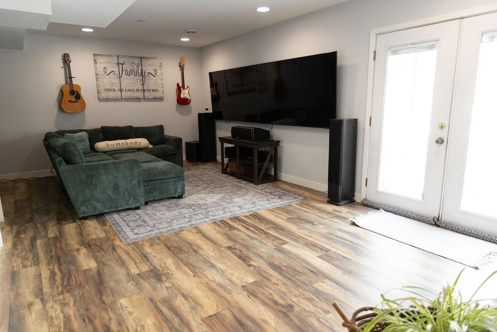 2010 single family home for sale at 220 W Hill Street in Vergas, MN — 4 bed, 2 bath (photo 16 of 27)