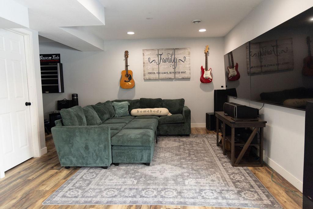 2010 single family home for sale at 220 W Hill Street in Vergas, MN — 4 bed, 2 bath (photo 17 of 27)