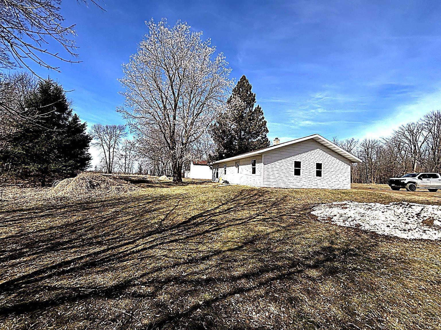1940 single family home for sale at 58644 280th Street in Deer Creek, MN — 2 bed, 1 bath (photo 12 of 56)