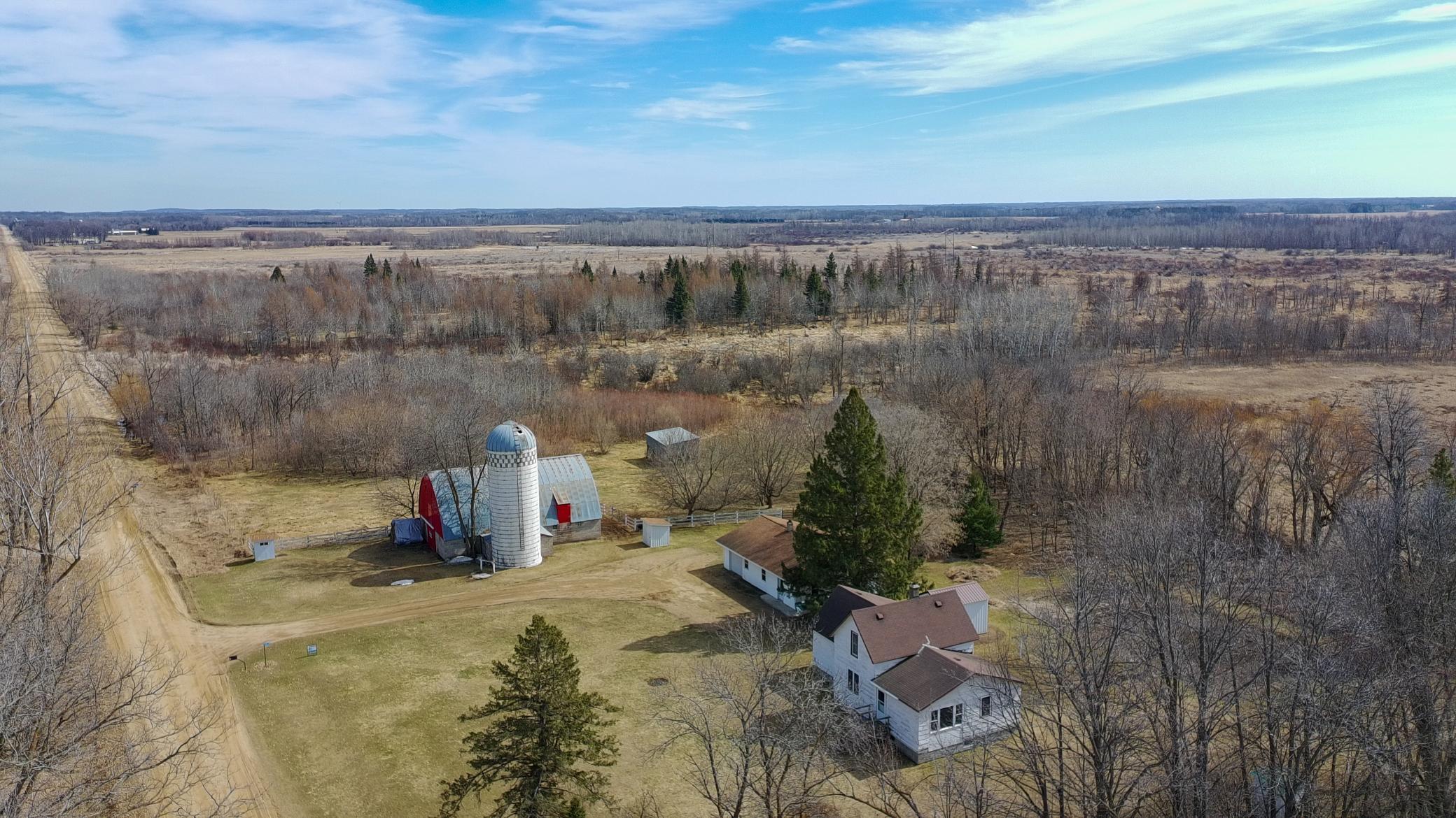 1940 single family home for sale at 58644 280th Street in Deer Creek, MN — 2 bed, 1 bath (photo 3 of 56)