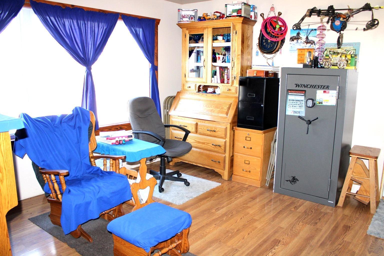 1940 single family home for sale at 58644 280th Street in Deer Creek, MN — 2 bed, 1 bath (photo 23 of 56)