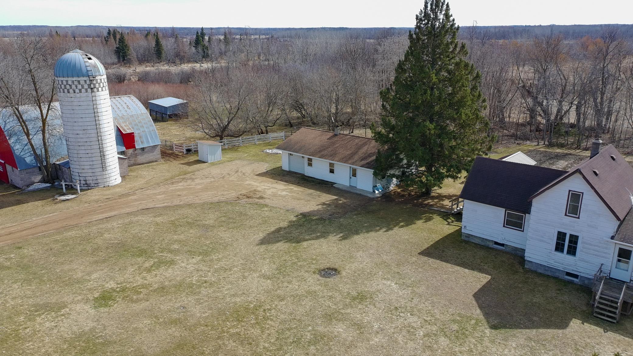 1940 single family home for sale at 58644 280th Street in Deer Creek, MN — 2 bed, 1 bath (photo 46 of 56)