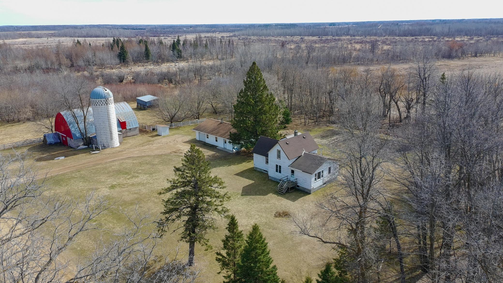 1940 single family home for sale at 58644 280th Street in Deer Creek, MN — 2 bed, 1 bath (photo 48 of 56)