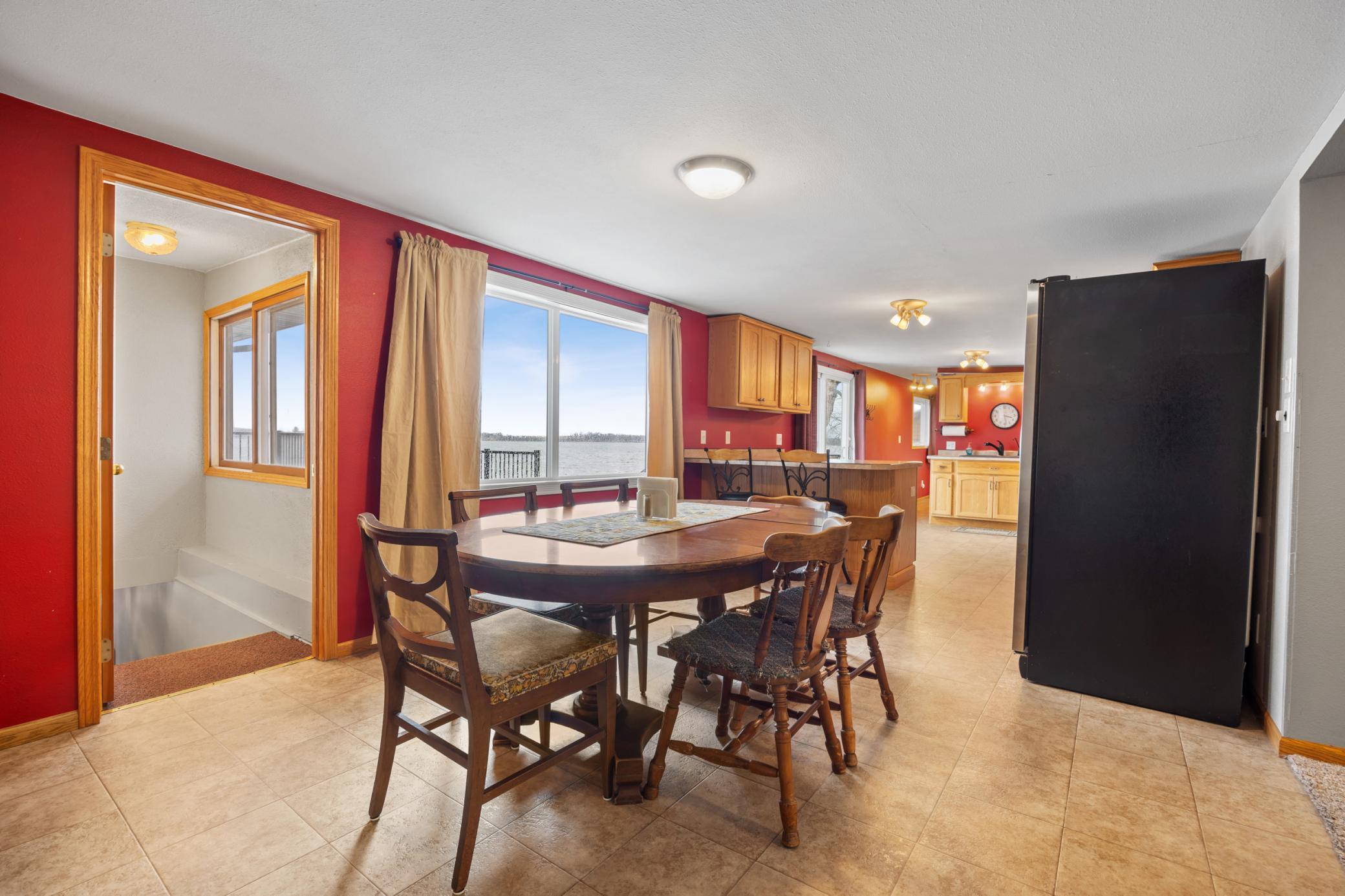 1971 single family home for sale at 43951 Percheron Loop in Pelican Rapids, MN — 4 bed, 4 bath (photo 11 of 54)