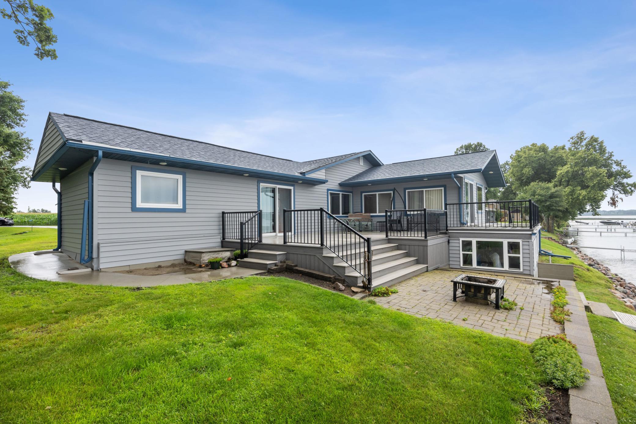 1971 single family home for sale at 43951 Percheron Loop in Pelican Rapids, MN — 4 bed, 4 bath (photo 37 of 54)