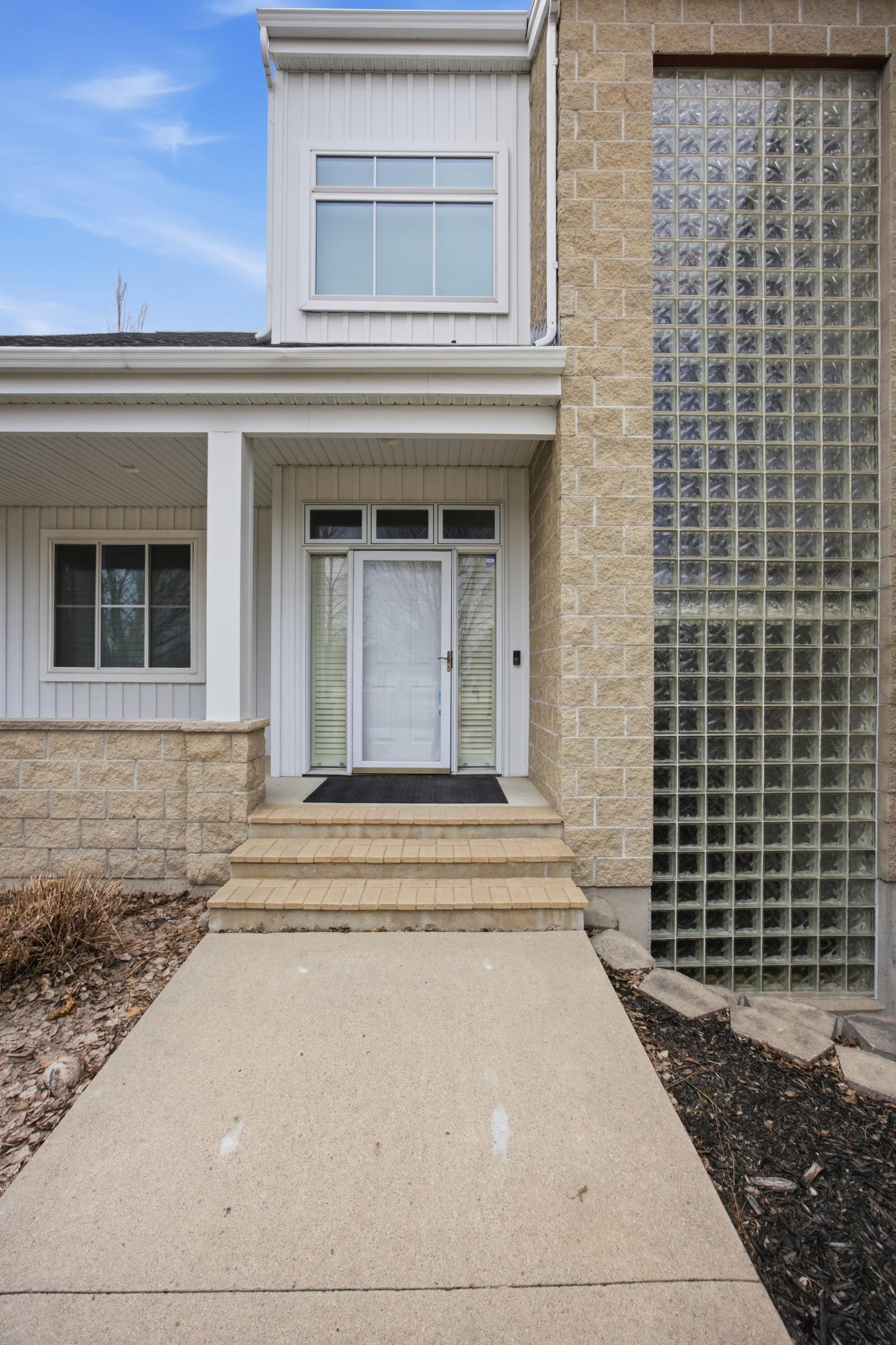5027 Rose Creek Parkway S, Fargo ND 58104 - Photo 3 of 75
