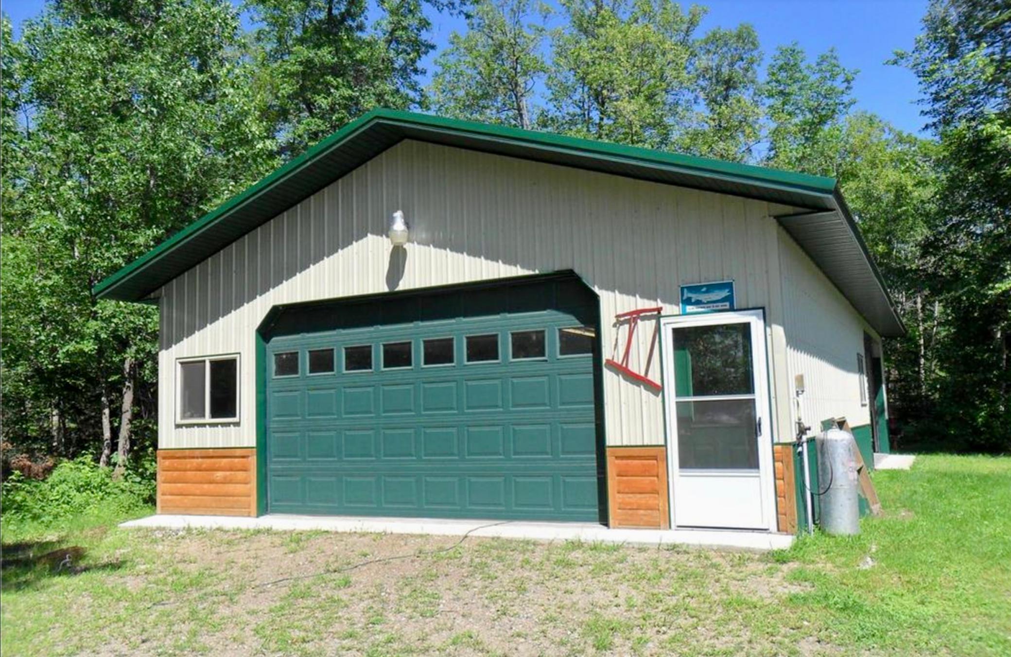 2002 single family home for sale at 50185 219th Avenue in Bemidji, MN — 1 bed, 1 bath (photo 32 of 63)