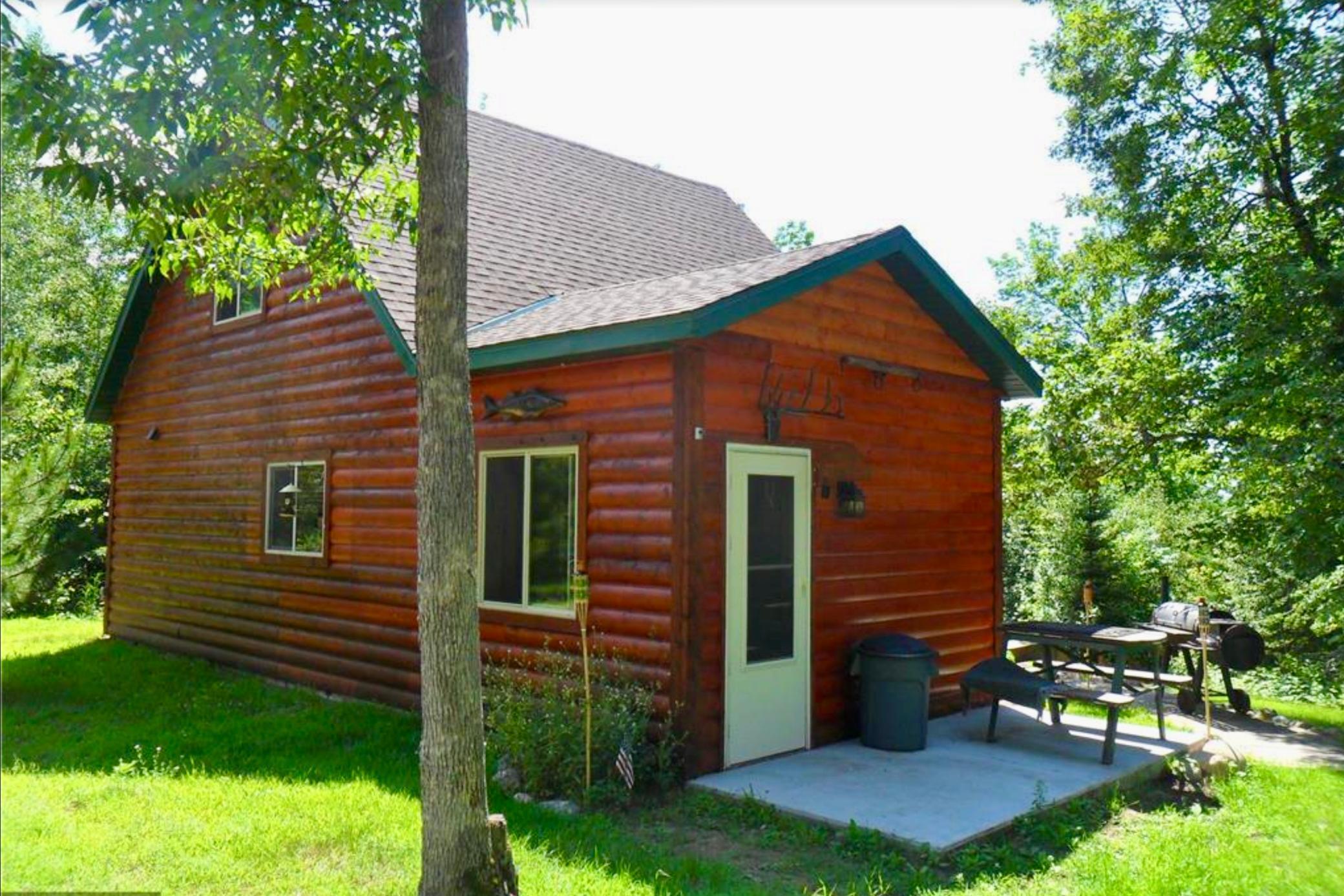 2002 single family home for sale at 50185 219th Avenue in Bemidji, MN — 1 bed, 1 bath (photo 5 of 63)