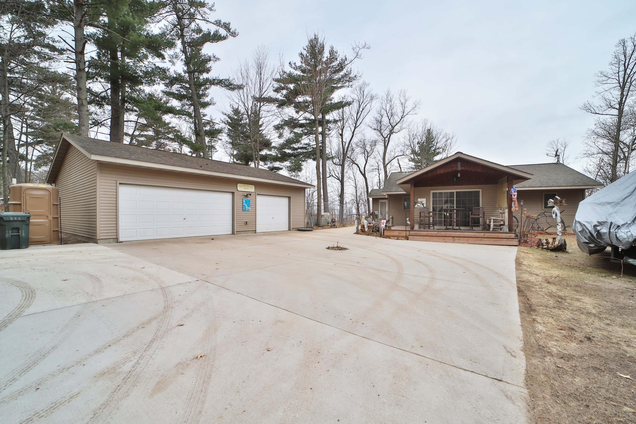 2011 single family home for sale at 8510 Laurel Anne Lane in Brainerd, MN — 2 bed, 2 bath (photo 3 of 39)