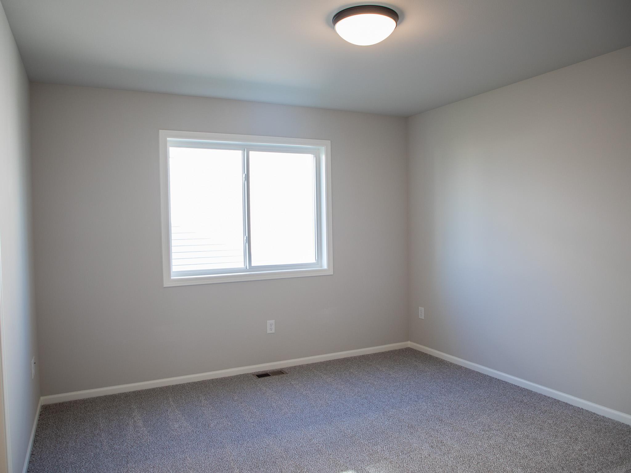 2312 38 Avenue S, Moorhead MN 56560 - Photo 16 of 25
