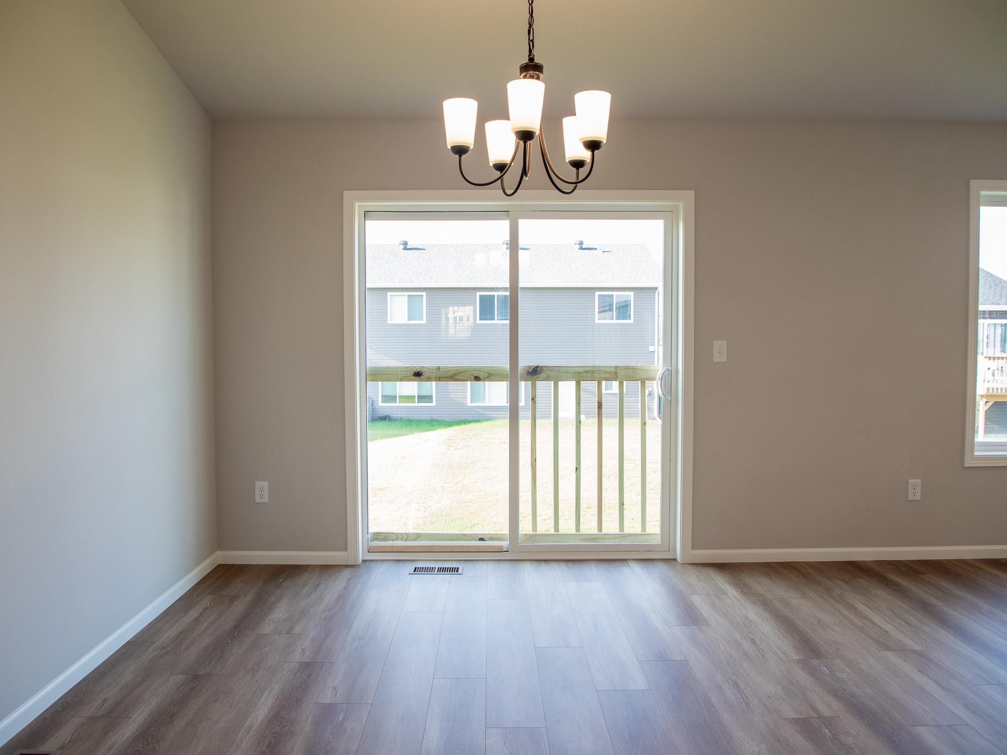 2312 38 Avenue S, Moorhead MN 56560 - Photo 8 of 25