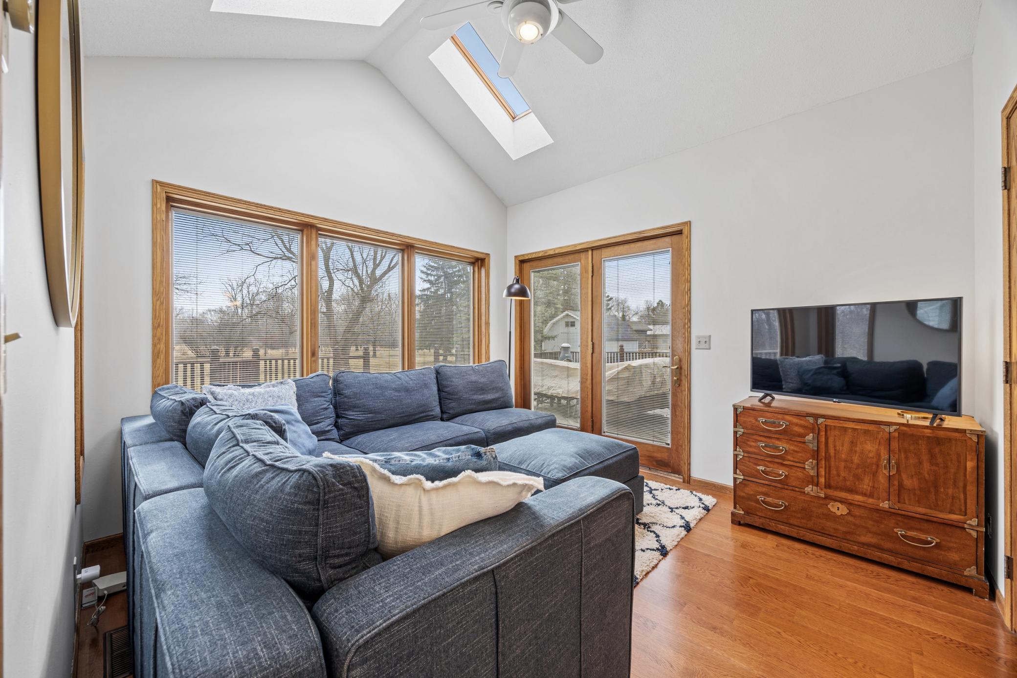 1992 single family home for sale at 412 DAISY Lane in Ada, MN — 5 bed, 4 bath (photo 18 of 43)