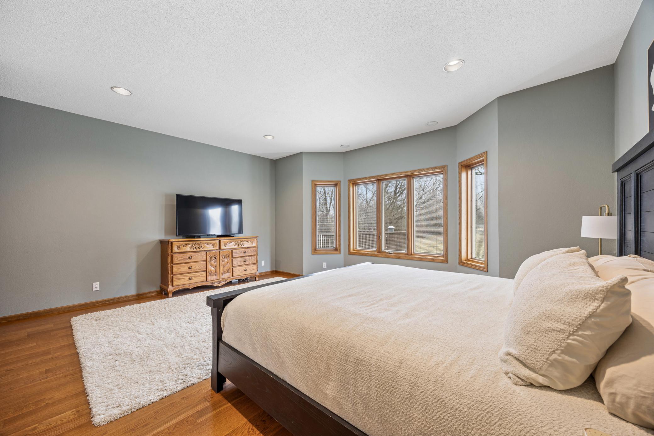 1992 single family home for sale at 412 DAISY Lane in Ada, MN — 5 bed, 4 bath (photo 22 of 43)