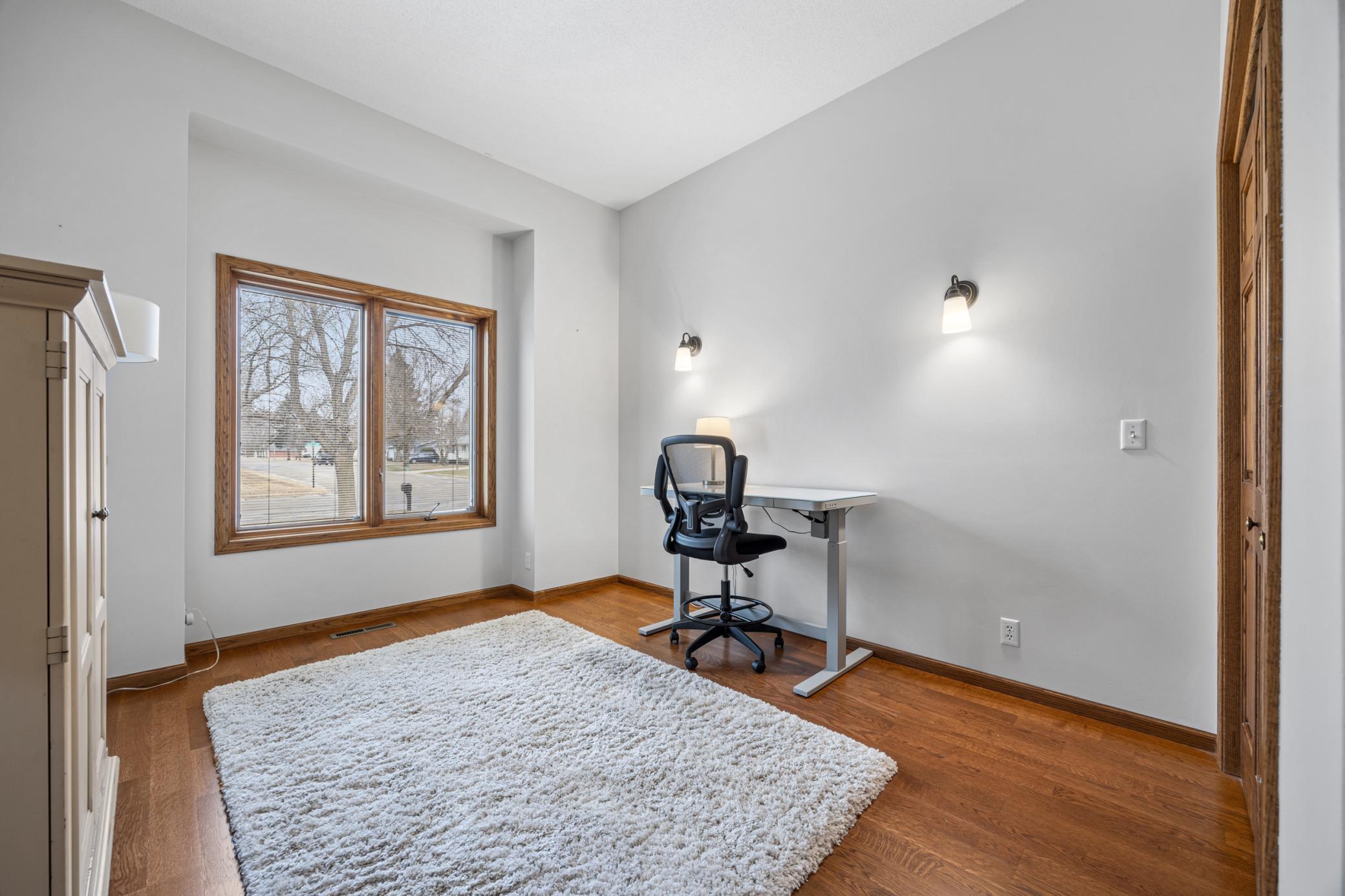 1992 single family home for sale at 412 DAISY Lane in Ada, MN — 5 bed, 4 bath (photo 27 of 43)