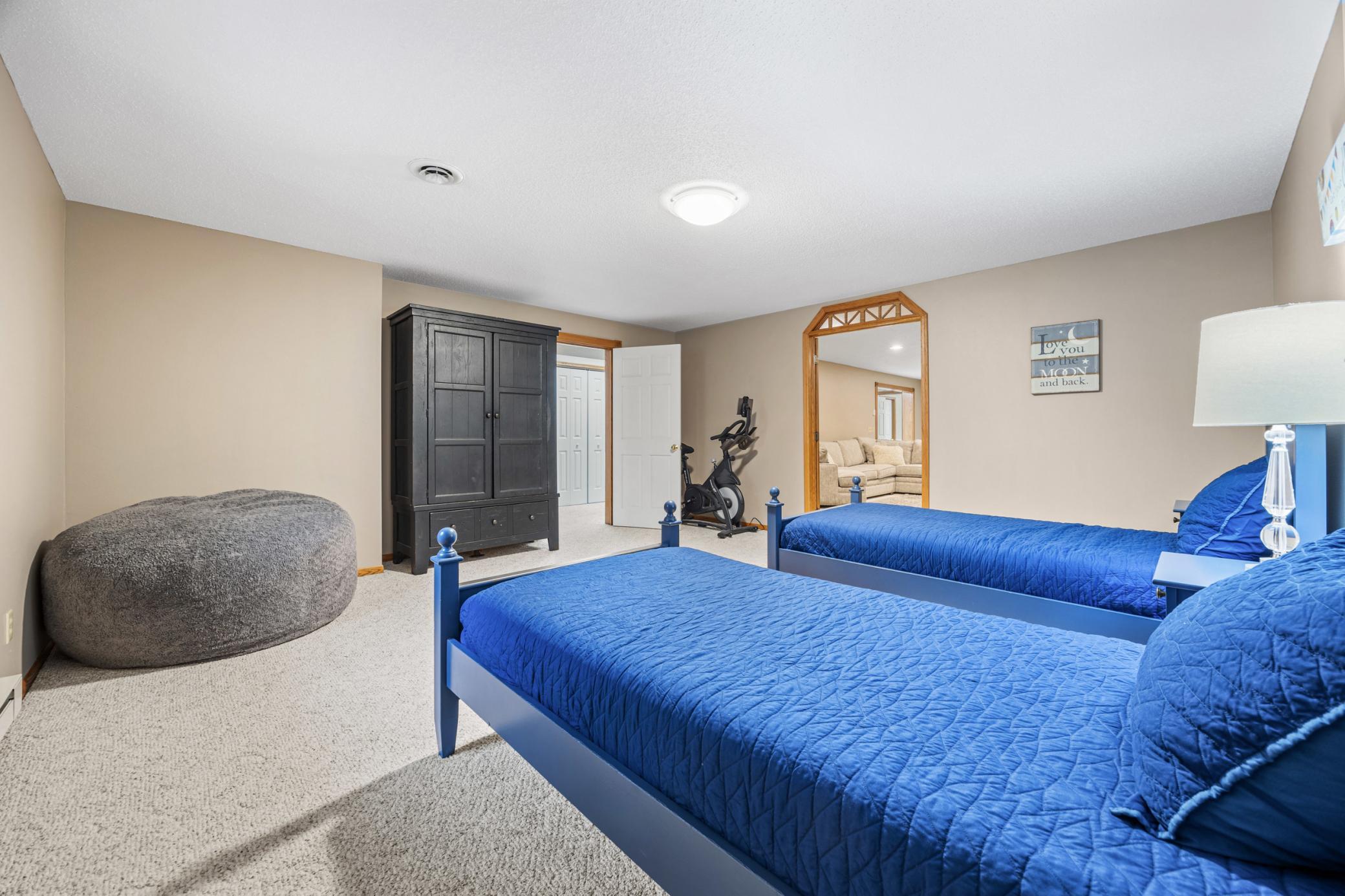 1992 single family home for sale at 412 DAISY Lane in Ada, MN — 5 bed, 4 bath (photo 35 of 43)