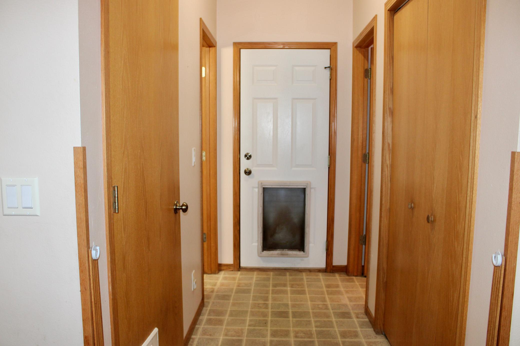 2001 single family home for sale at 322 Oriole Avenue N in Thief River Falls, MN — 4 bed, 3 bath (photo 11 of 33)