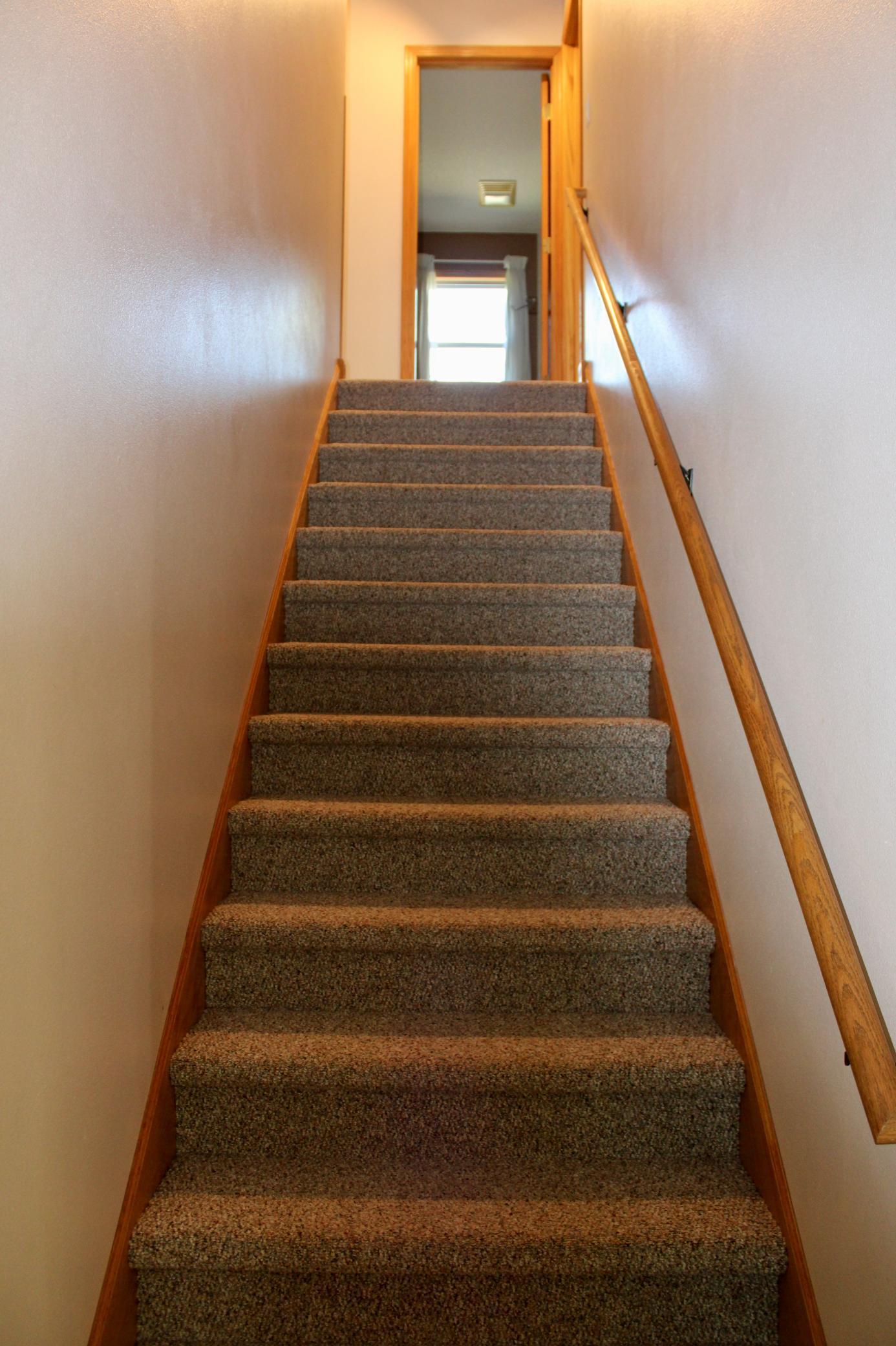 2001 single family home for sale at 322 Oriole Avenue N in Thief River Falls, MN — 4 bed, 3 bath (photo 20 of 33)