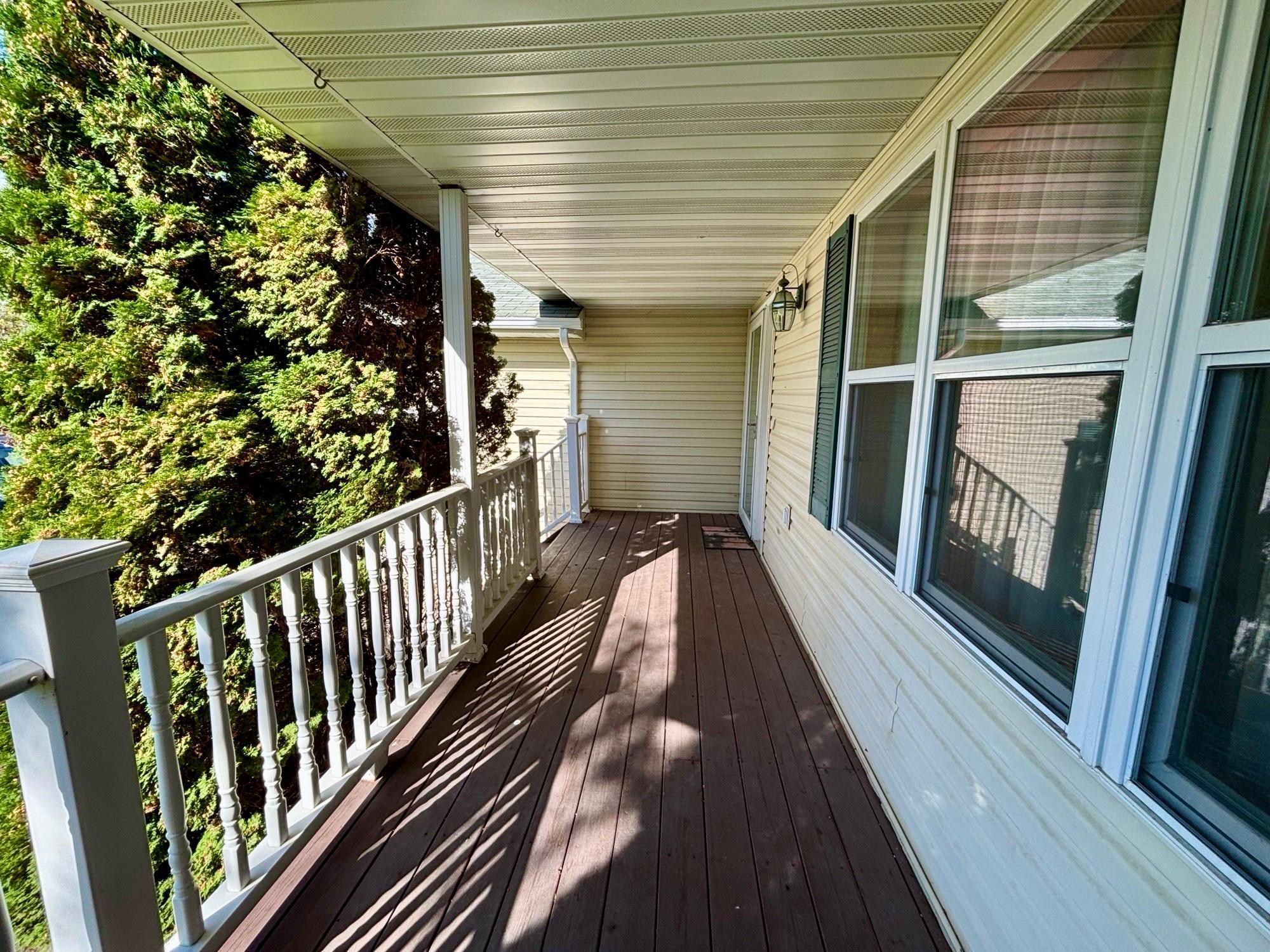 2001 single family home for sale at 322 Oriole Avenue N in Thief River Falls, MN — 4 bed, 3 bath (photo 3 of 33)