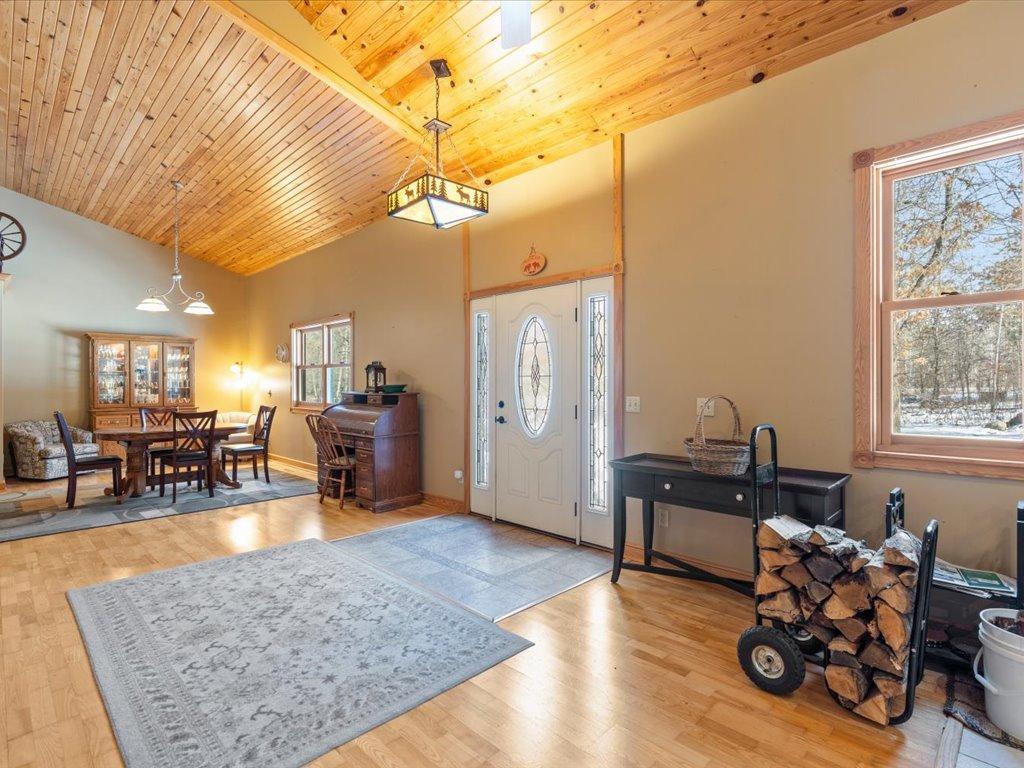 2002 single family home for sale at 16361 State 87 in Park Rapids, MN — 4 bed, 2 bath (photo 11 of 44)