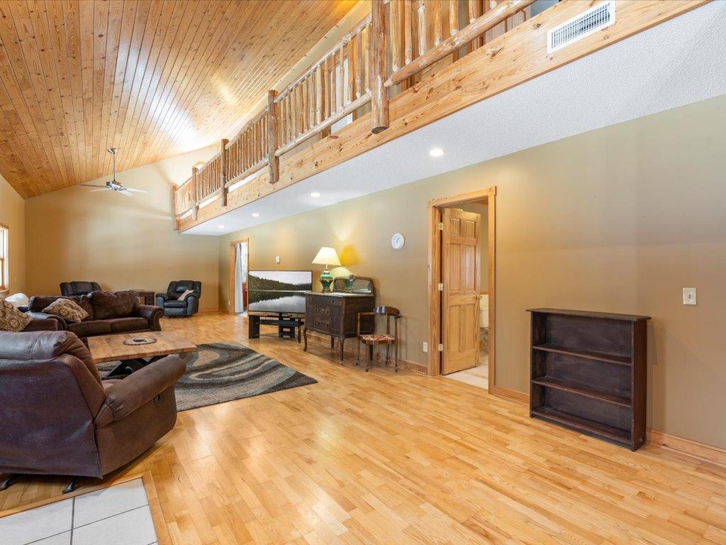 2002 single family home for sale at 16361 State 87 in Park Rapids, MN — 4 bed, 2 bath (photo 10 of 44)