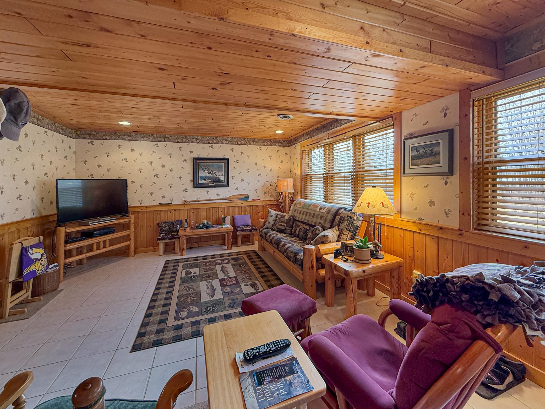 1995 single family home for sale at 44711 Schoolcraft Trail in Laporte, MN — 3 bed, 3 bath (photo 21 of 35)