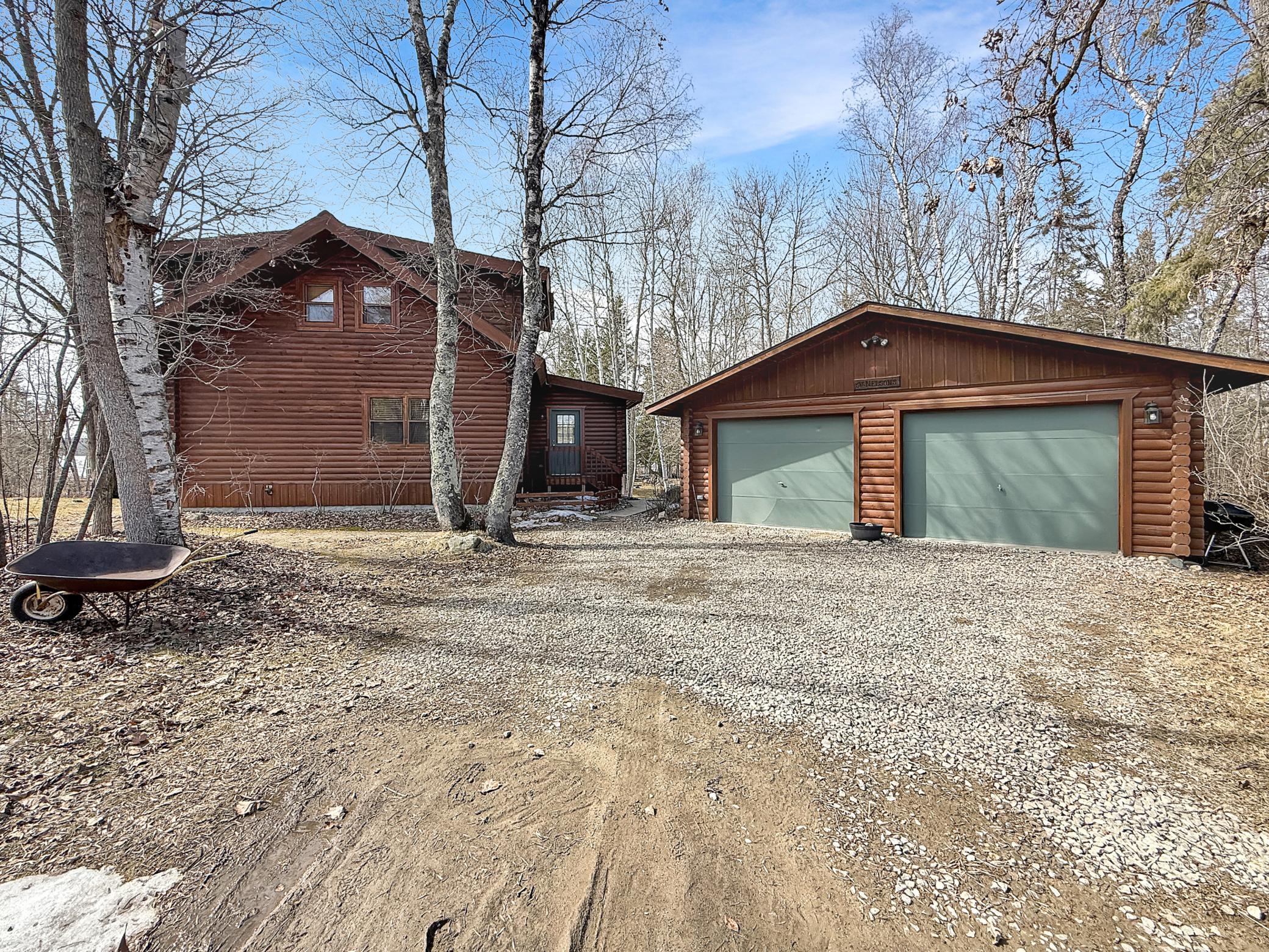 1995 single family home for sale at 44711 Schoolcraft Trail in Laporte, MN — 3 bed, 3 bath (photo 4 of 35)