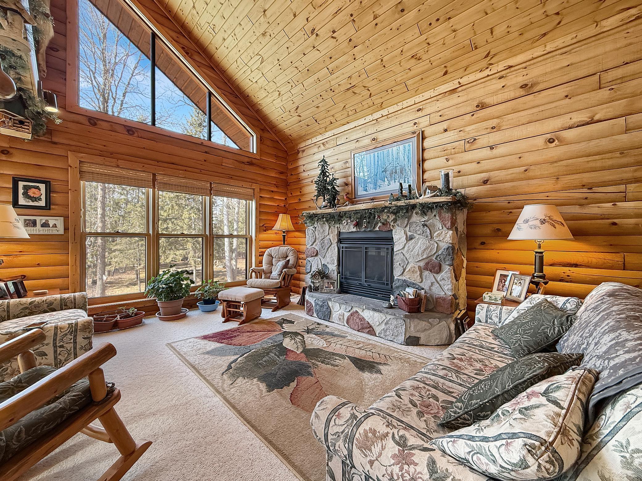 1995 single family home for sale at 44711 Schoolcraft Trail in Laporte, MN — 3 bed, 3 bath (photo 7 of 35)