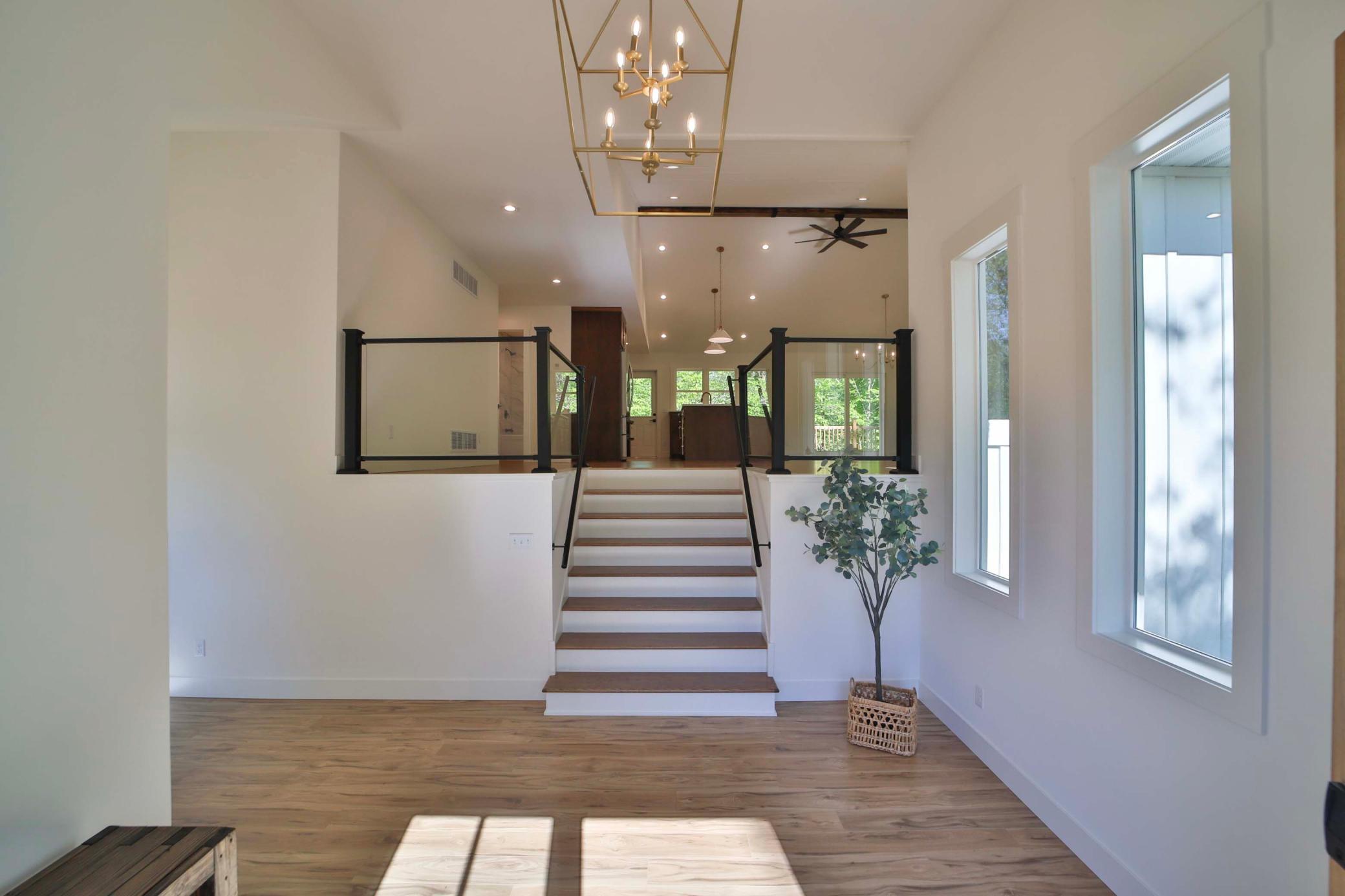 1995 single family home for sale at 20482 Lord Road in Merrifield, MN — 4 bed, 3 bath (photo 3 of 59)