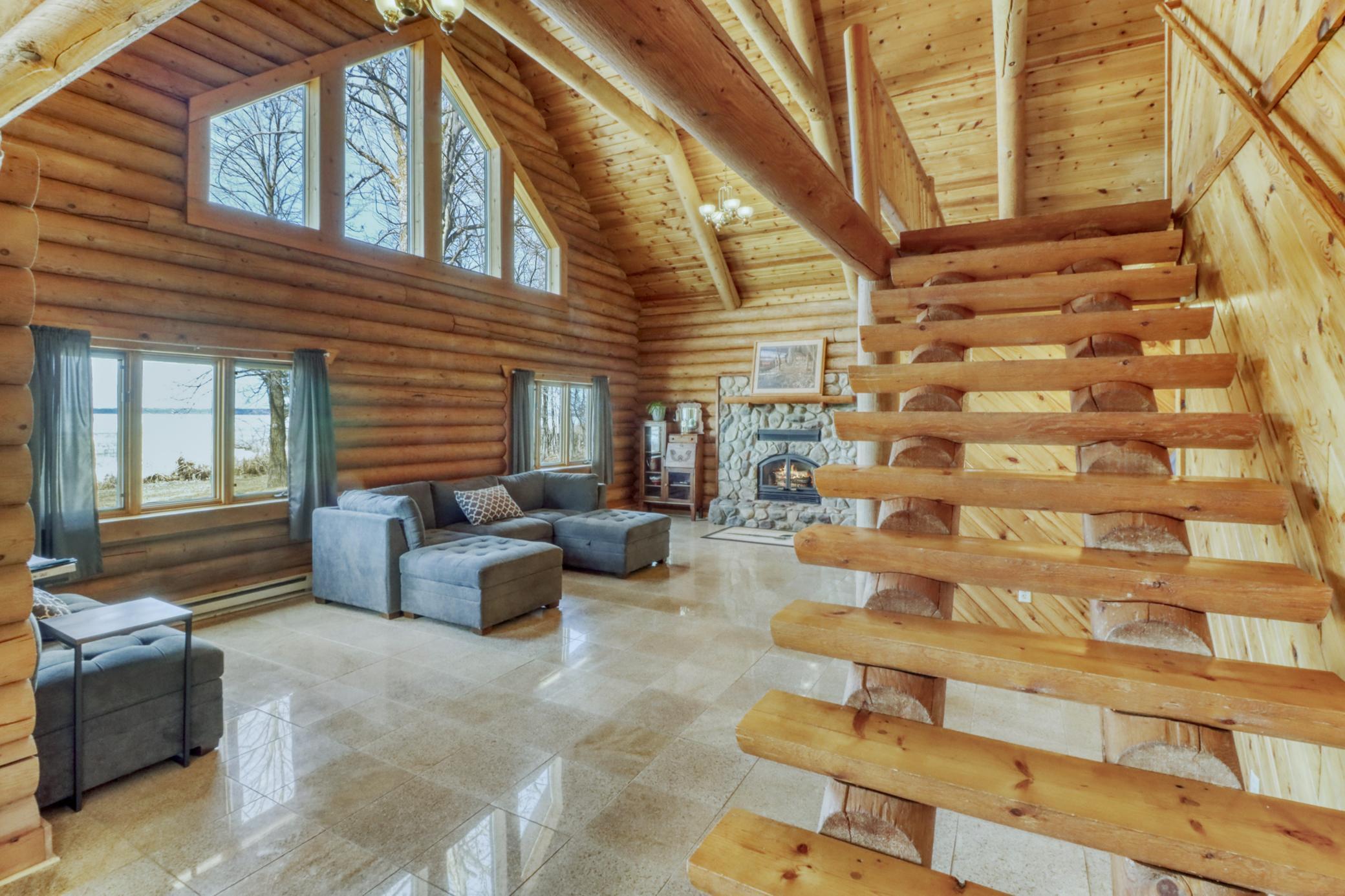 1992 single family home for sale at 21748 E Height Of Land Drive in Detroit Lakes, MN — 4 bed, 2 bath (photo 14 of 65)