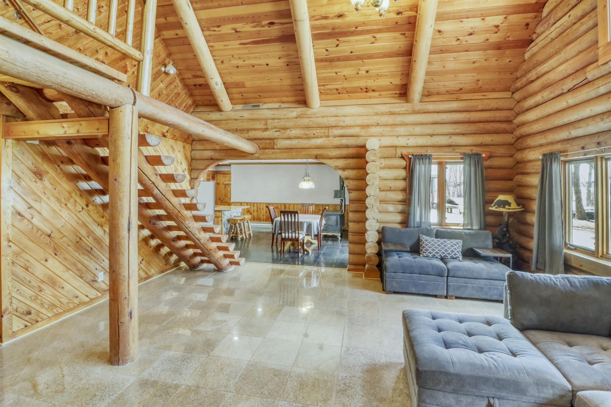 1992 single family home for sale at 21748 E Height Of Land Drive in Detroit Lakes, MN — 4 bed, 2 bath (photo 21 of 65)