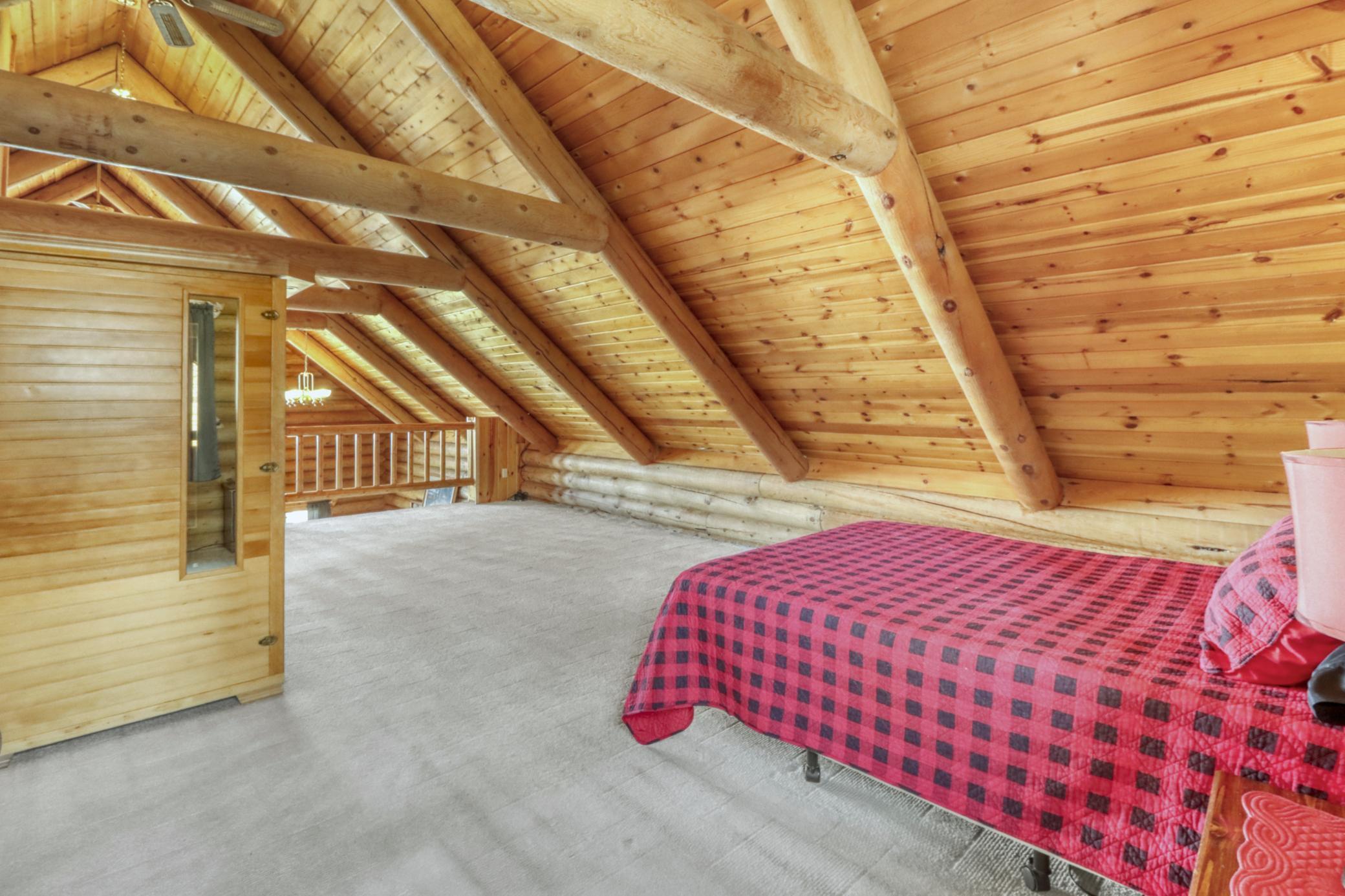 1992 single family home for sale at 21748 E Height Of Land Drive in Detroit Lakes, MN — 4 bed, 2 bath (photo 24 of 65)
