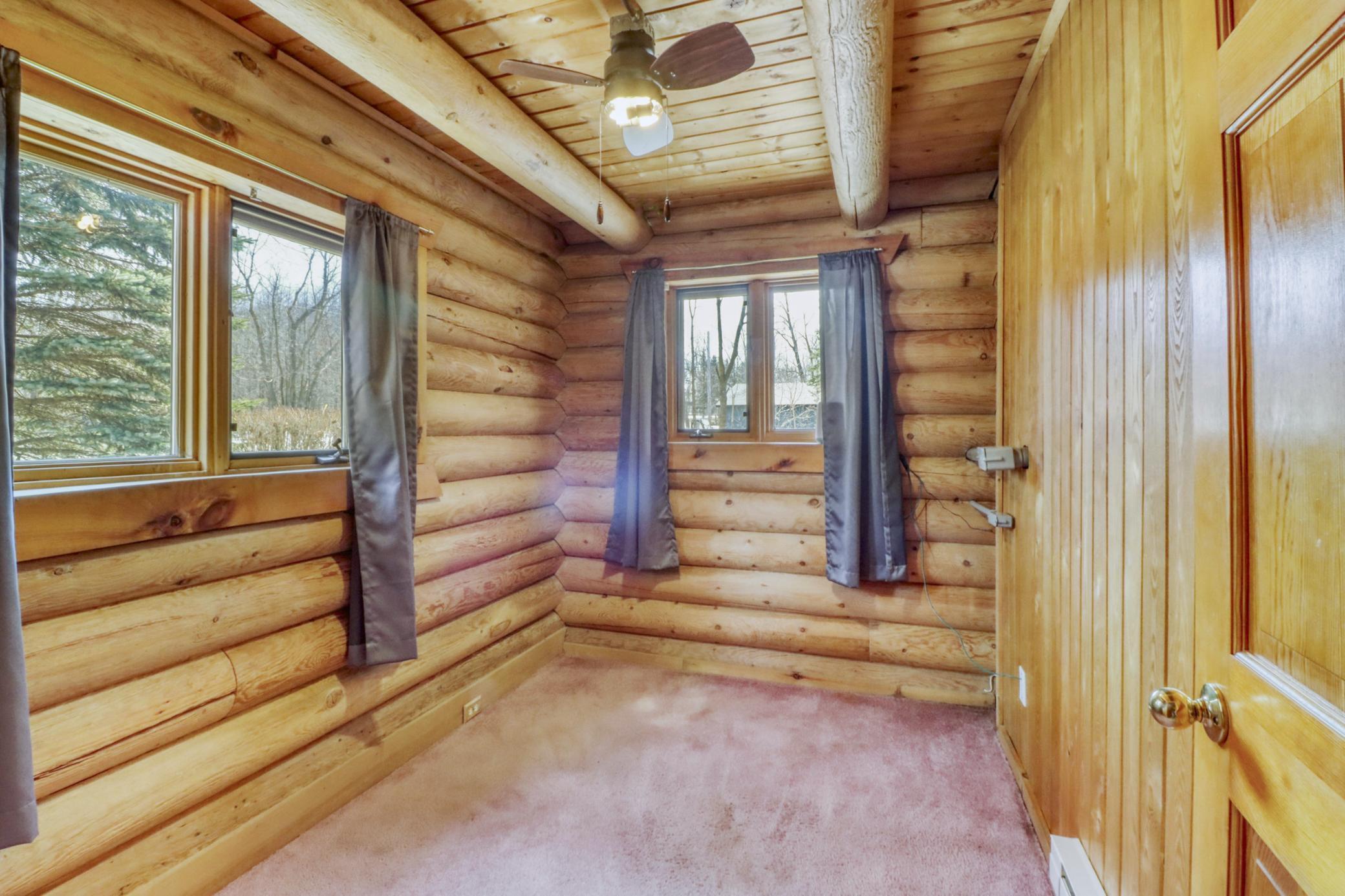 1992 single family home for sale at 21748 E Height Of Land Drive in Detroit Lakes, MN — 4 bed, 2 bath (photo 38 of 65)
