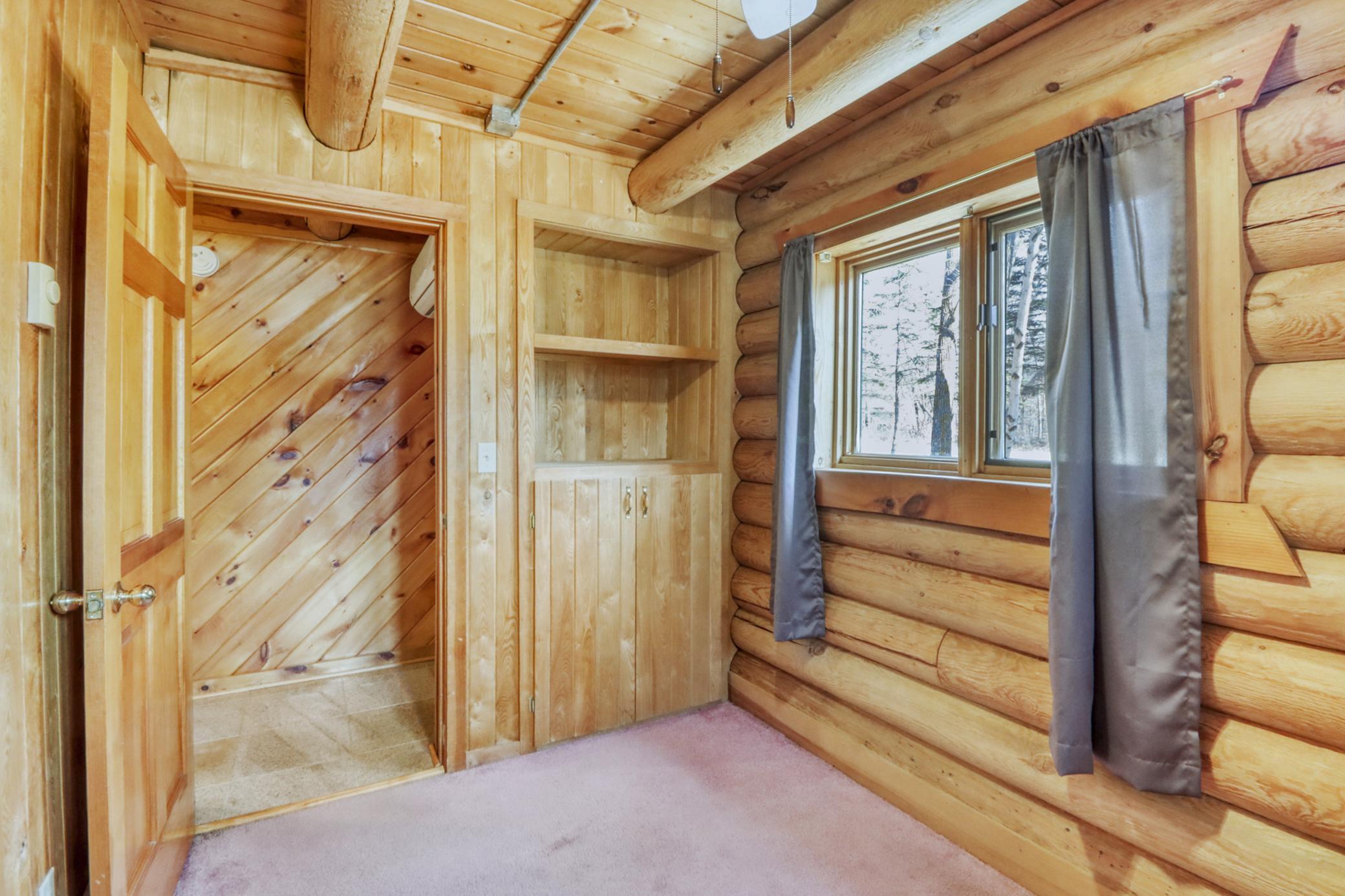 1992 single family home for sale at 21748 E Height Of Land Drive in Detroit Lakes, MN — 4 bed, 2 bath (photo 39 of 65)