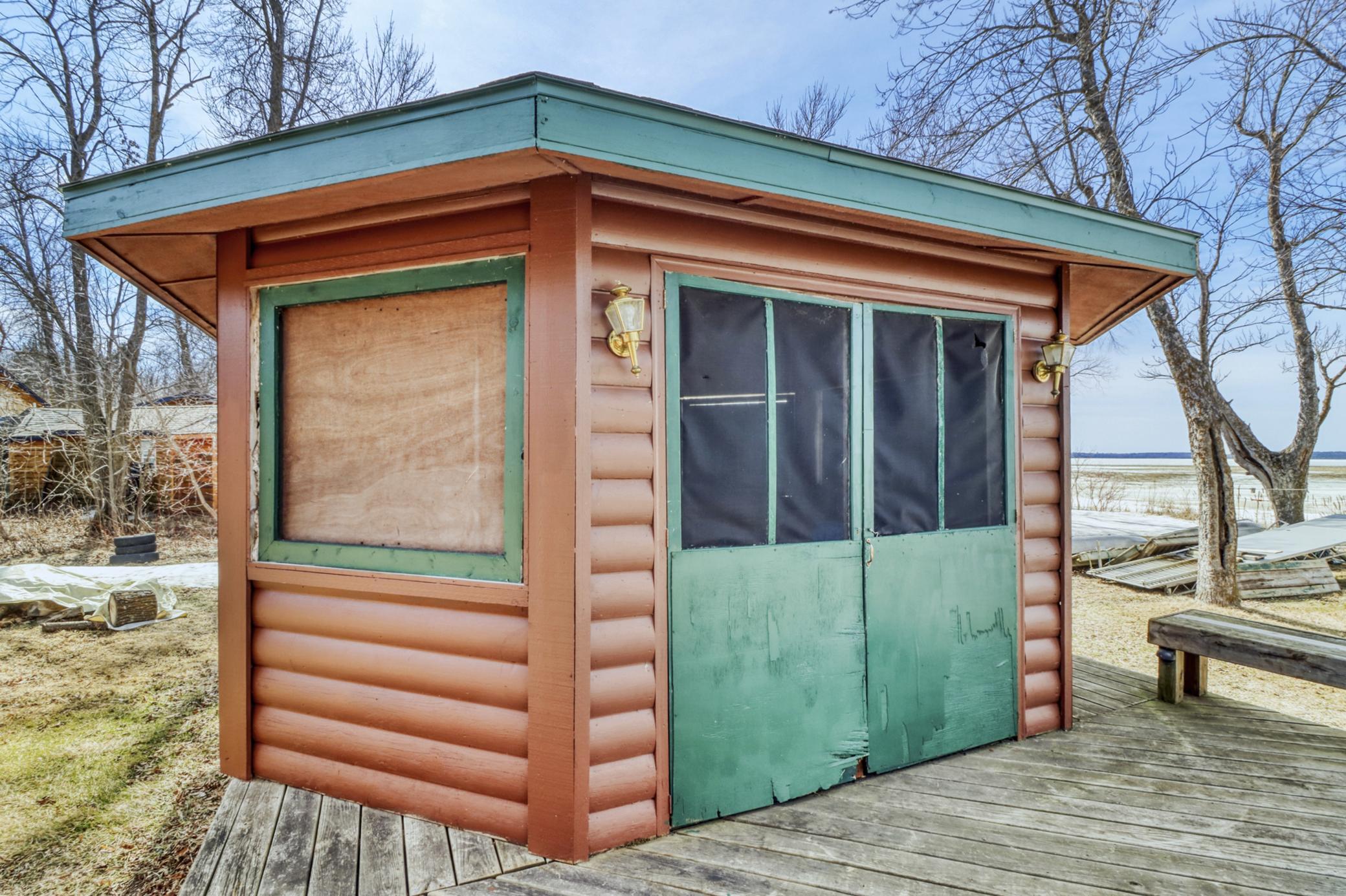 1992 single family home for sale at 21748 E Height Of Land Drive in Detroit Lakes, MN — 4 bed, 2 bath (photo 52 of 65)