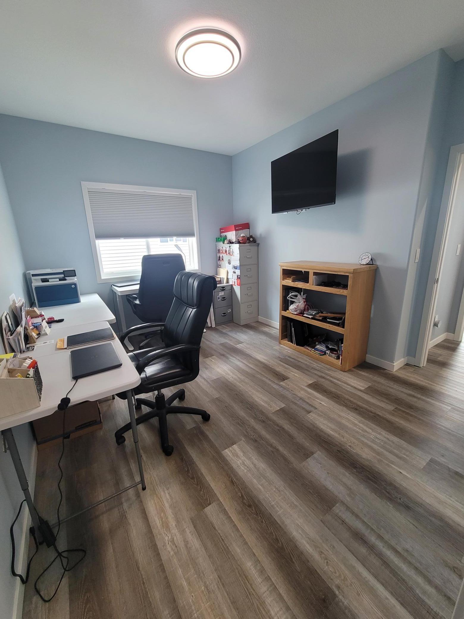 2024 single family home for sale at 2308 36th Avenue S in Moorhead, MN — 4 bed, 2 bath (photo 17 of 31)