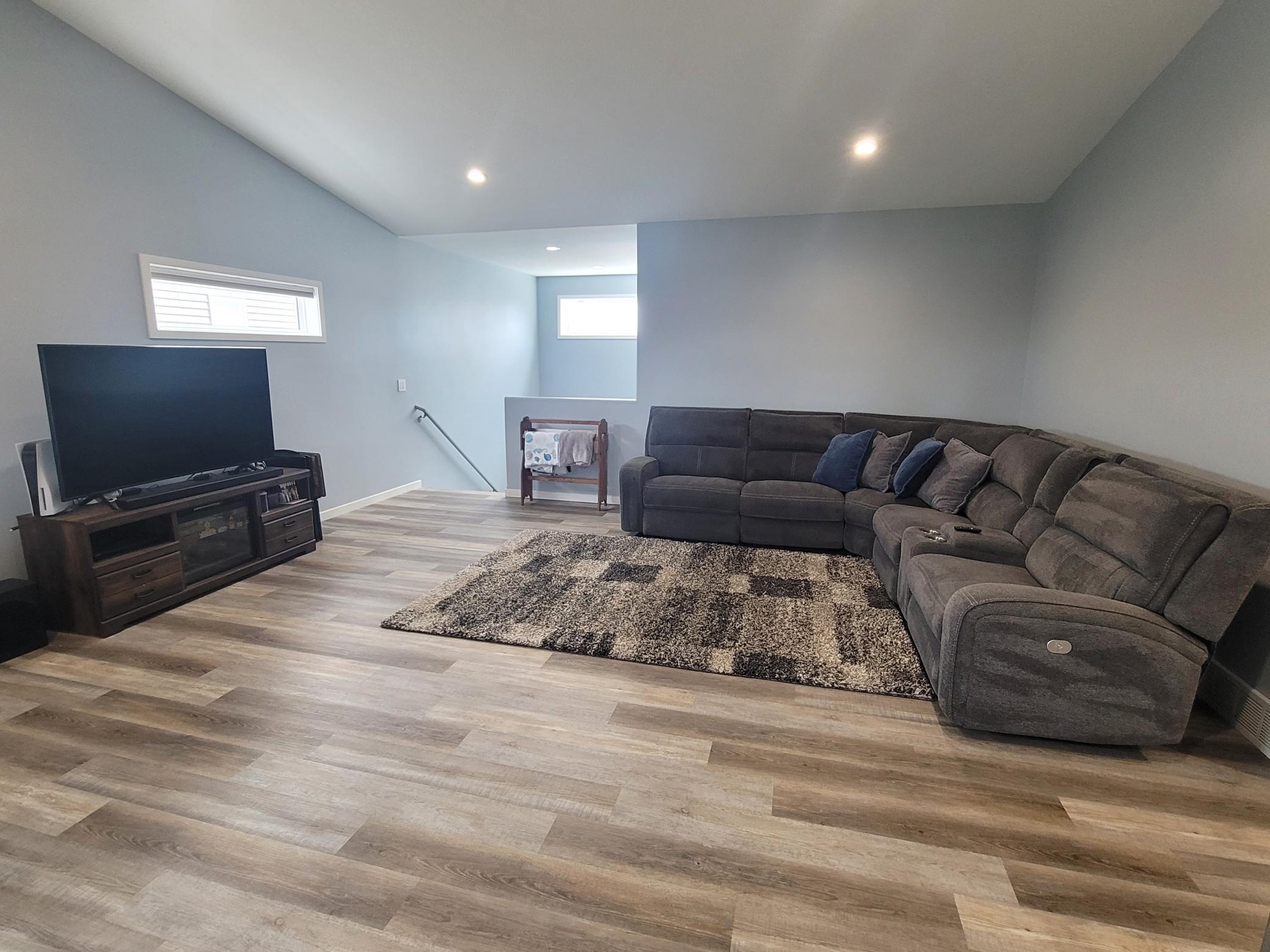 2024 single family home for sale at 2308 36th Avenue S in Moorhead, MN — 4 bed, 2 bath (photo 8 of 31)