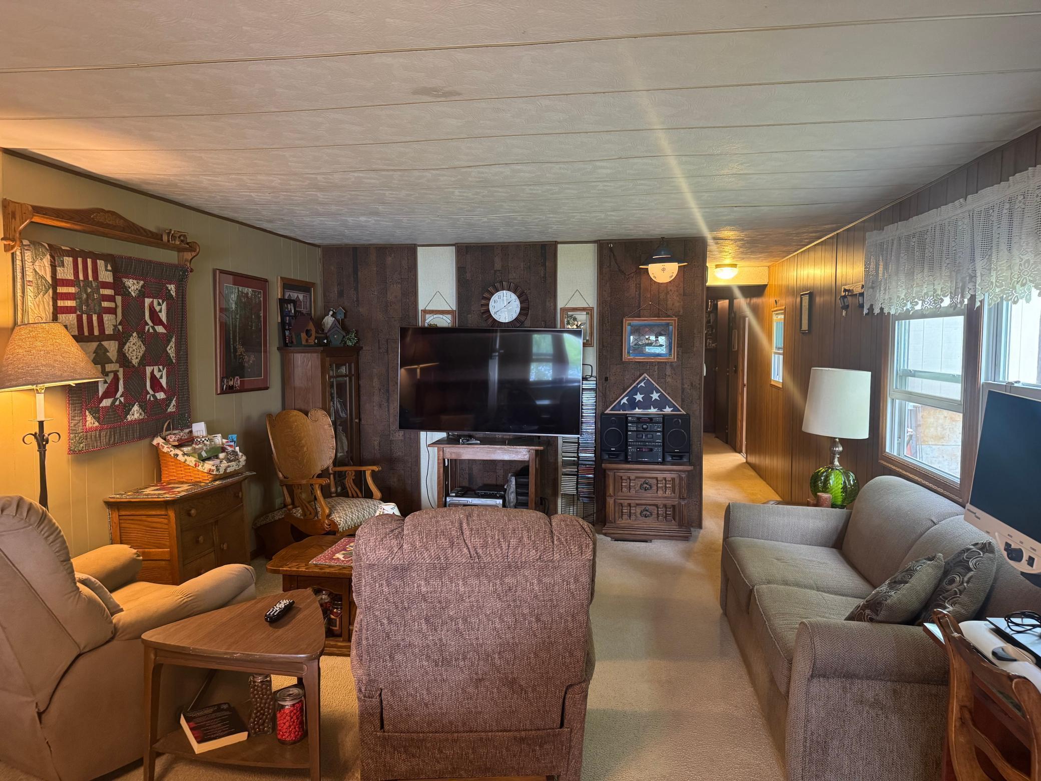 1974 single family home for sale at 1707 Crosby Court SE, Unit 10 in Bemidji, MN — 2 bed, 1 bath (photo 14 of 32)