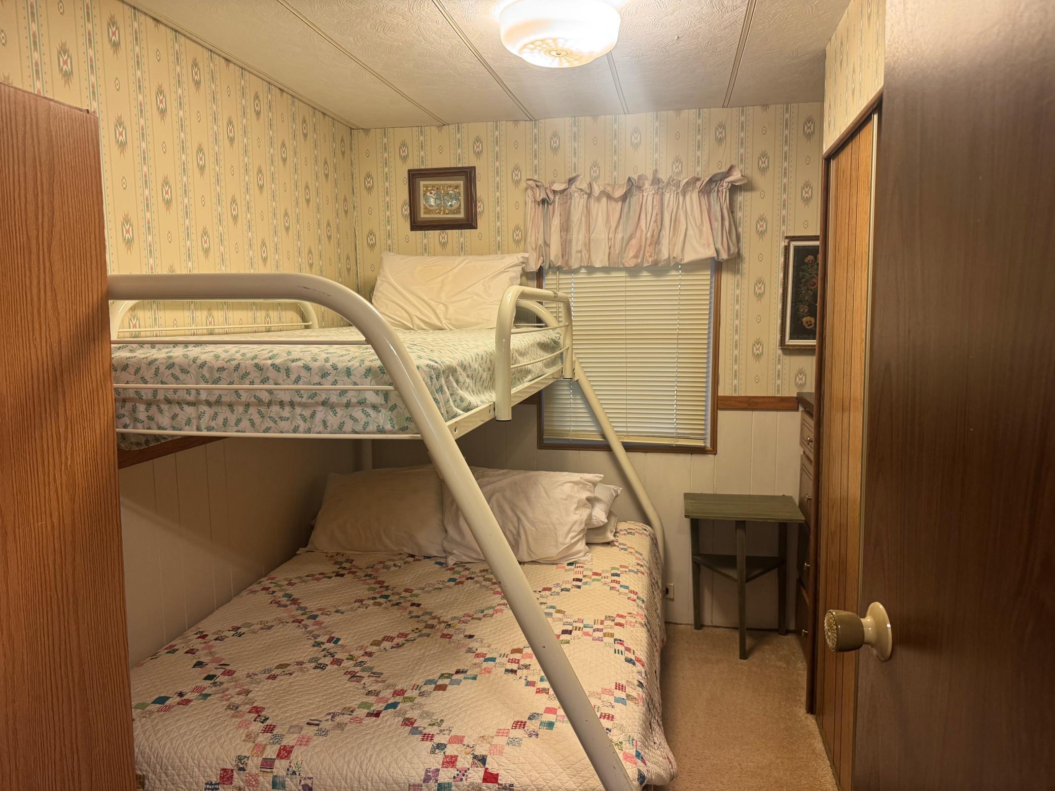 1974 single family home for sale at 1707 Crosby Court SE, Unit 10 in Bemidji, MN — 2 bed, 1 bath (photo 18 of 32)