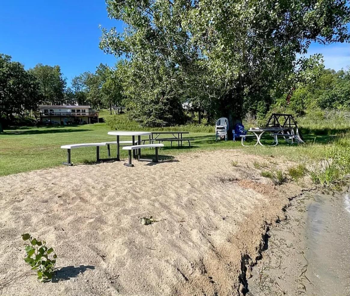 1974 single family home for sale at 1707 Crosby Court SE, Unit 10 in Bemidji, MN — 2 bed, 1 bath (photo 26 of 32)
