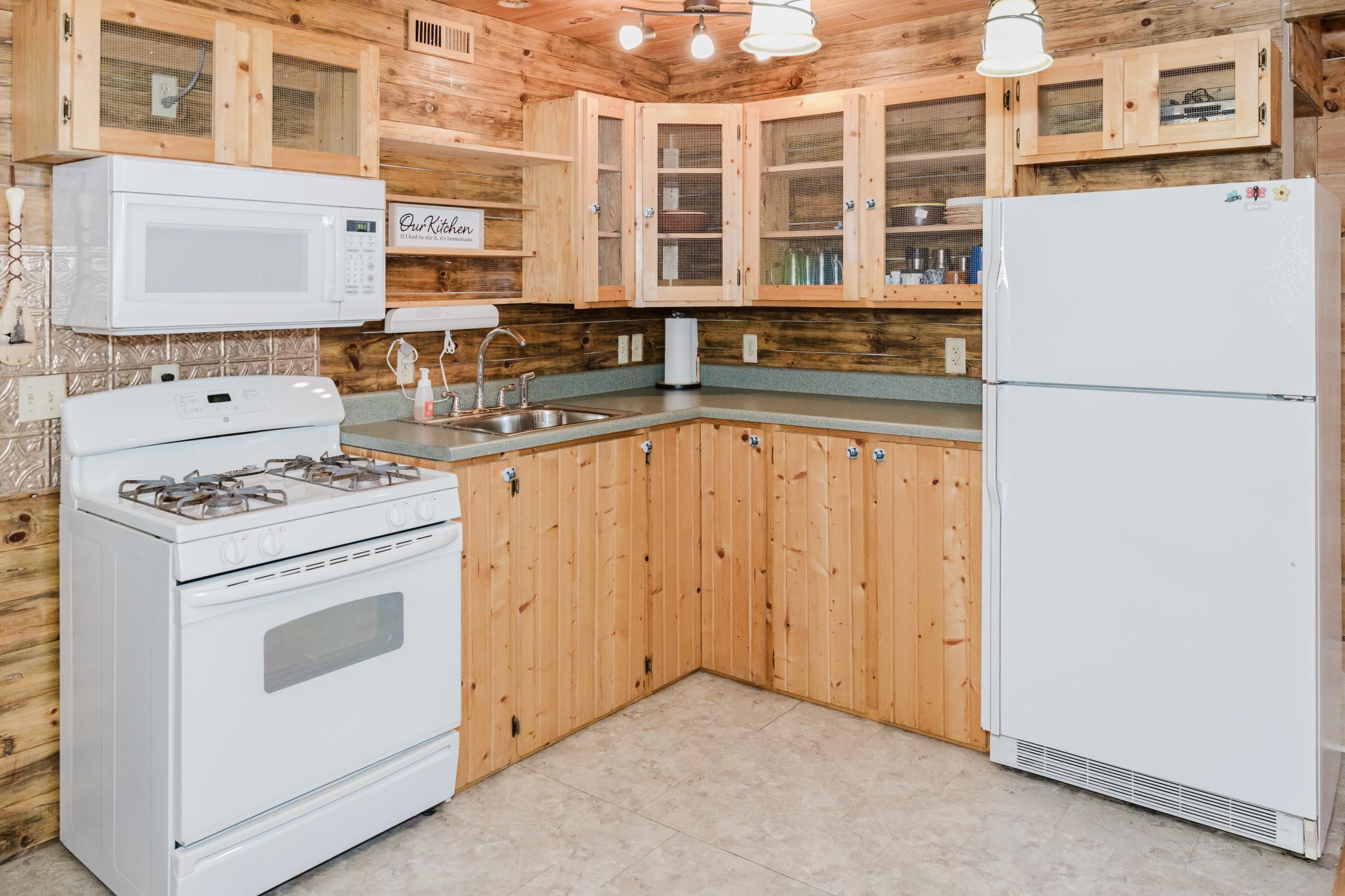 1995 single family home for sale at 25266 Oak Knoll Trail in Osage, MN — 2 bed, 1 bath (photo 4 of 22)