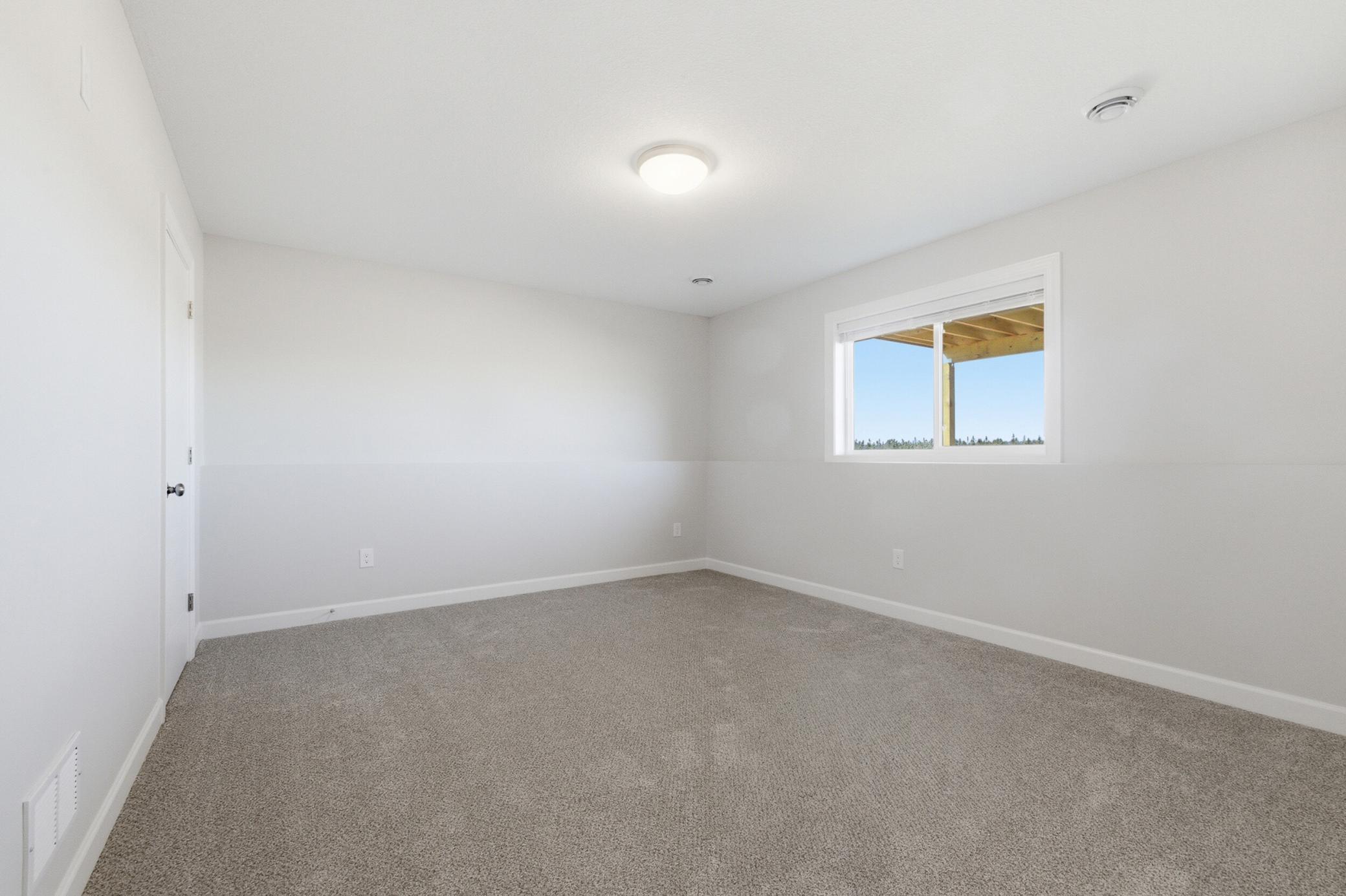 2026 single family home for sale at 3682 Royal Lytham Court, Unit #931 in Brainerd, MN — 6 bed, 4 bath (photo 32 of 38)