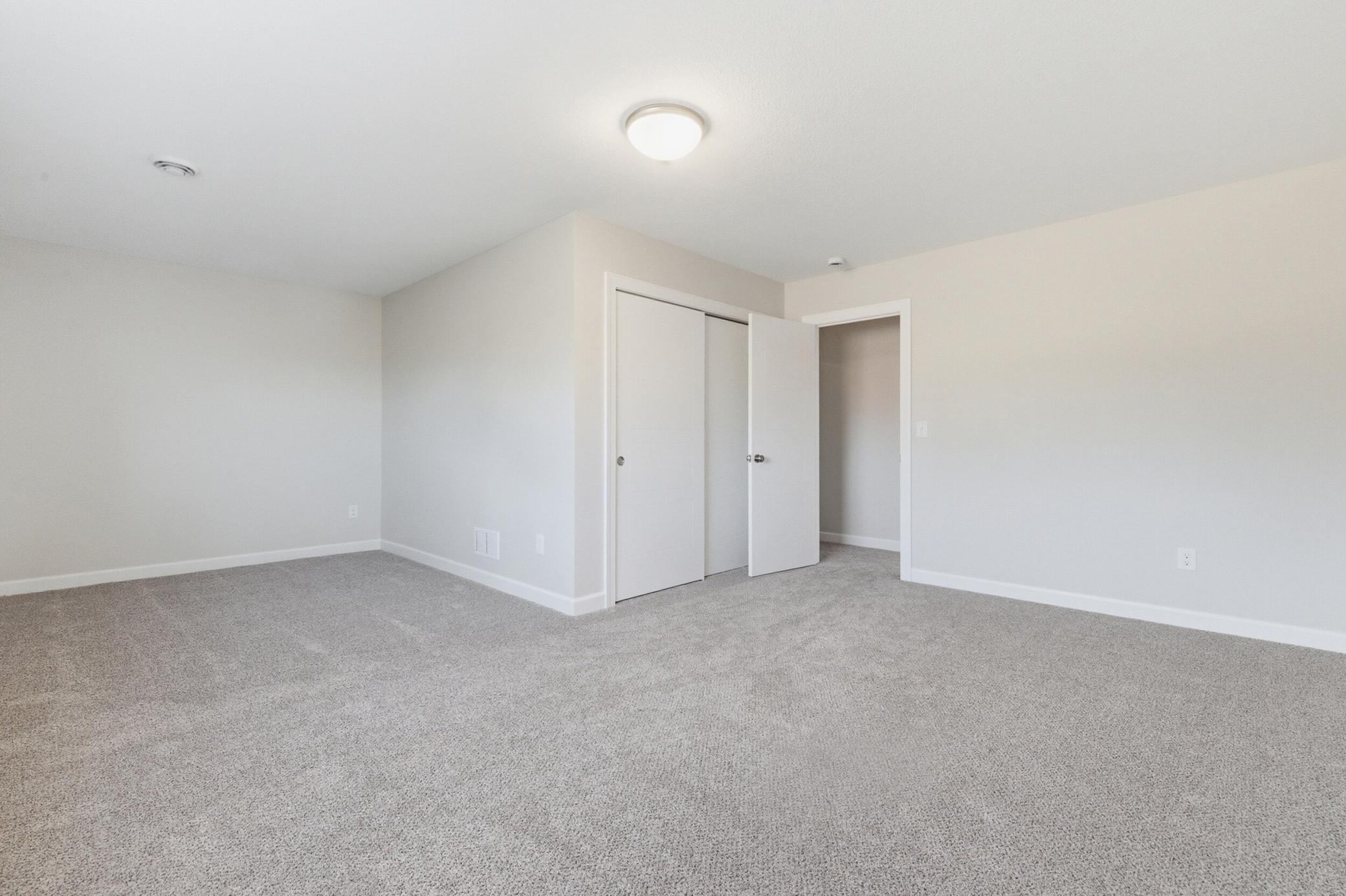 2026 single family home for sale at 3682 Royal Lytham Court, Unit #931 in Brainerd, MN — 6 bed, 4 bath (photo 36 of 38)