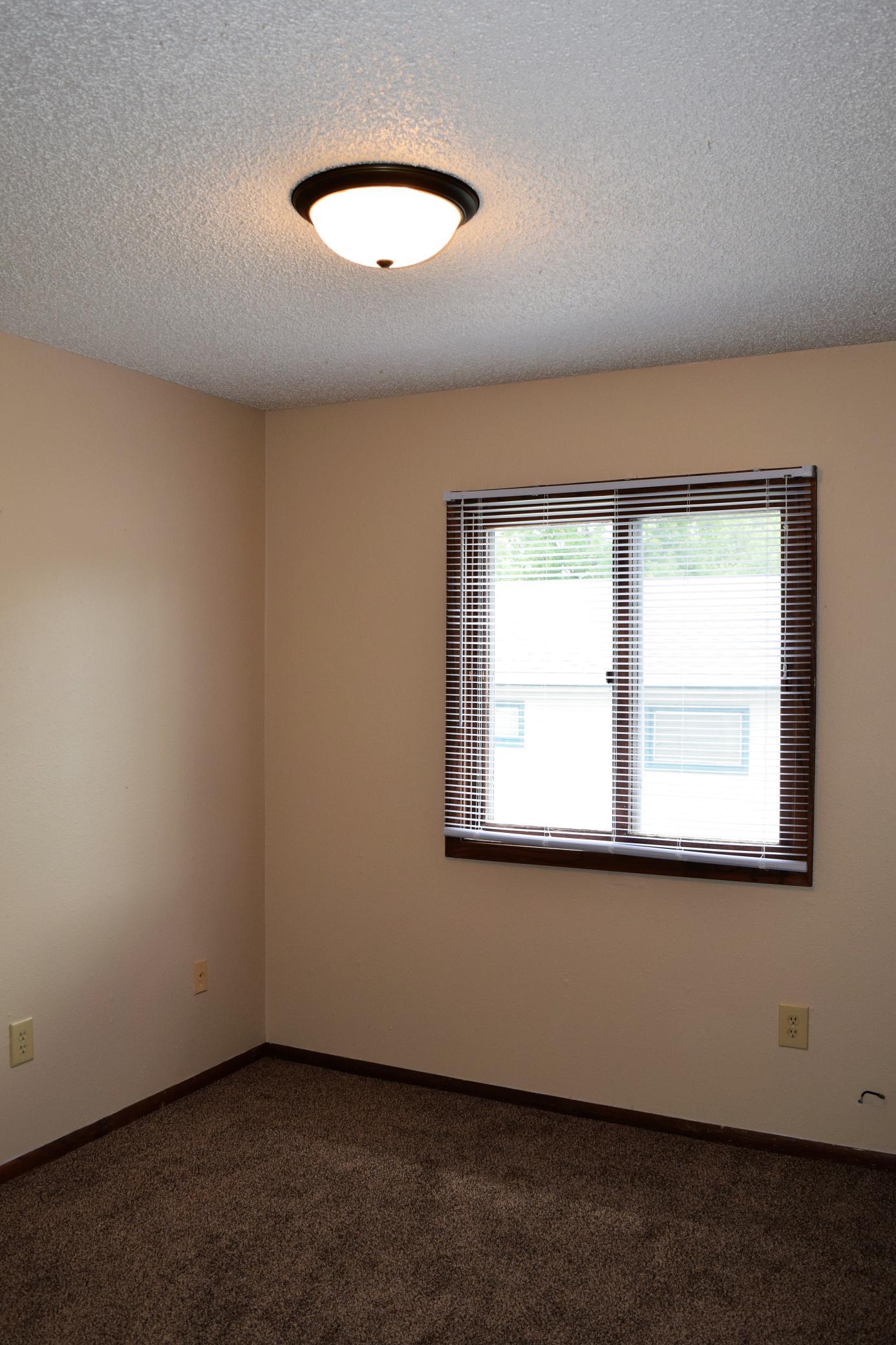 305-307 S 23rd Street S, Fargo ND 58103 - Photo 12 of 26