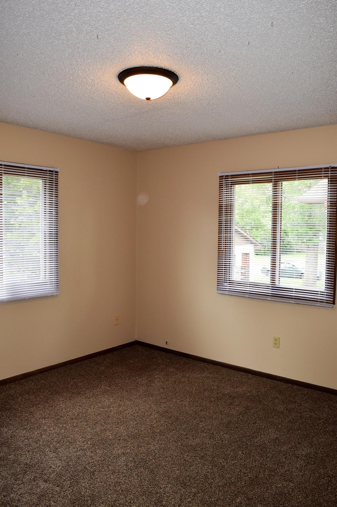305-307 S 23rd Street S, Fargo ND 58103 - Photo 15 of 26