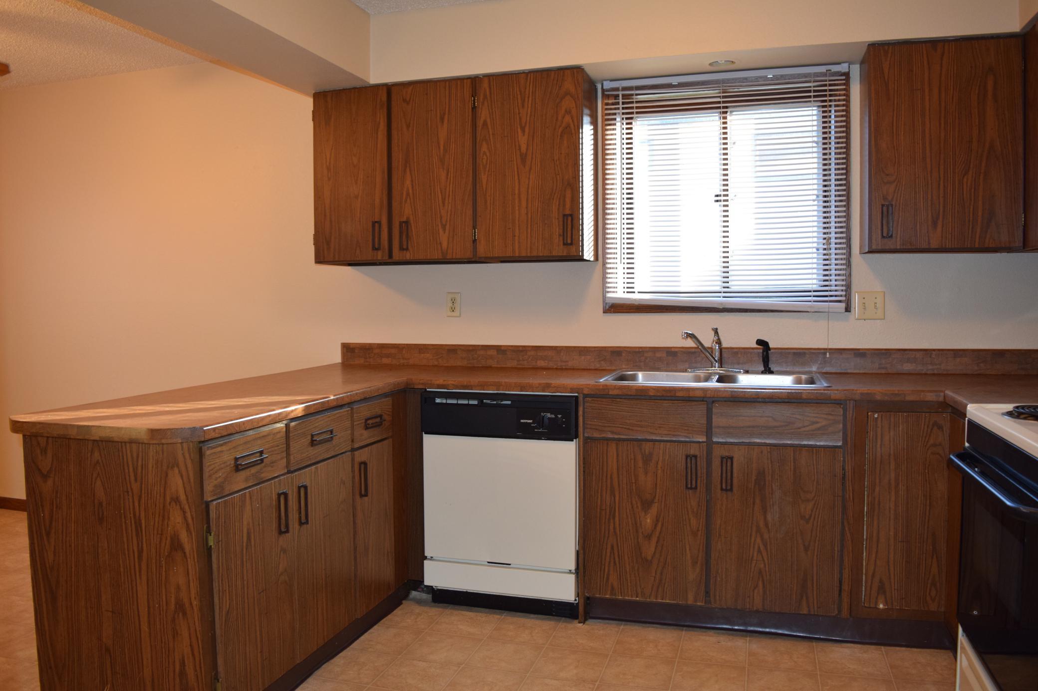 305-307 S 23rd Street S, Fargo ND 58103 - Photo 21 of 26