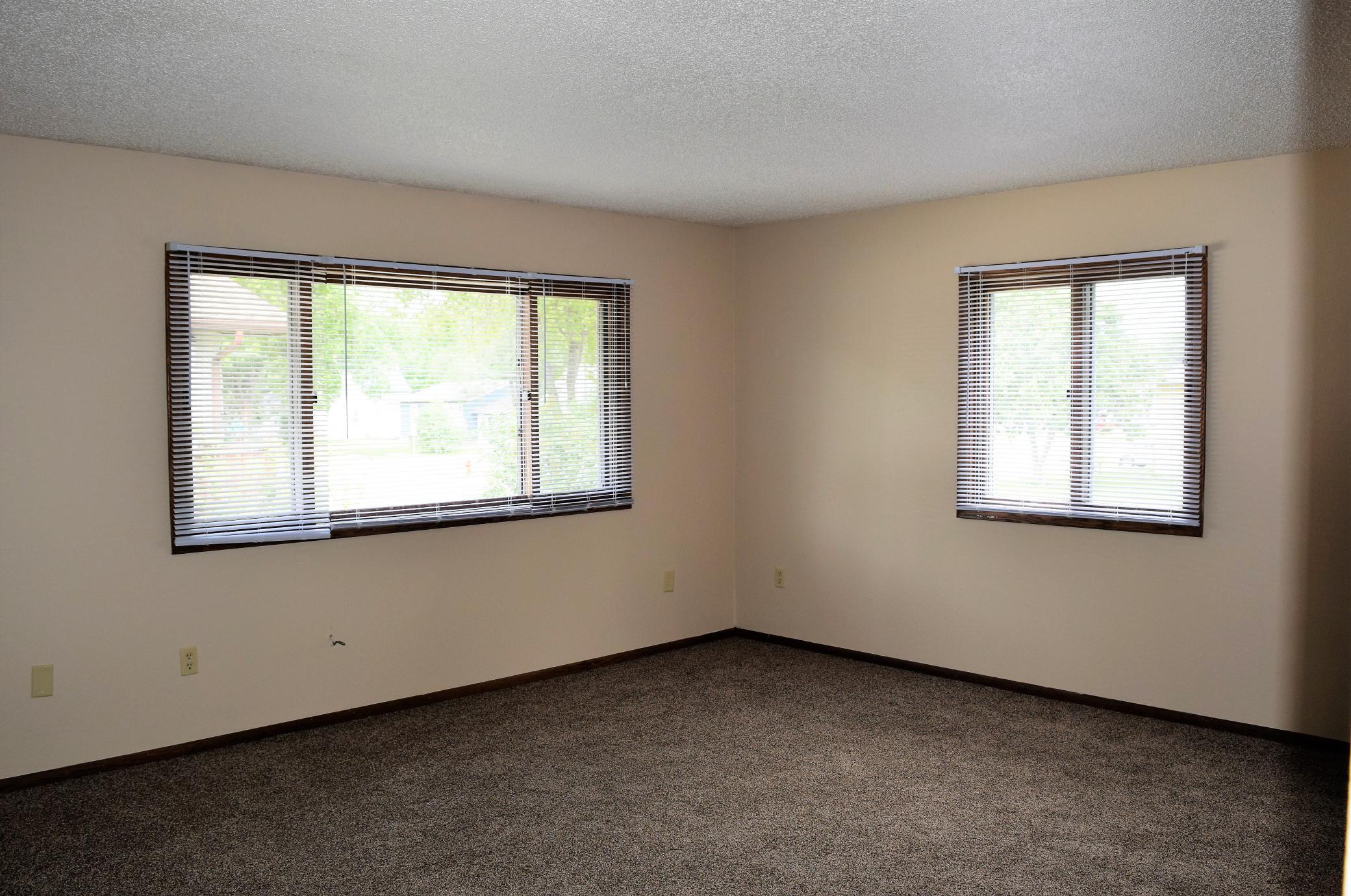 305-307 S 23rd Street S, Fargo ND 58103 - Photo 8 of 26