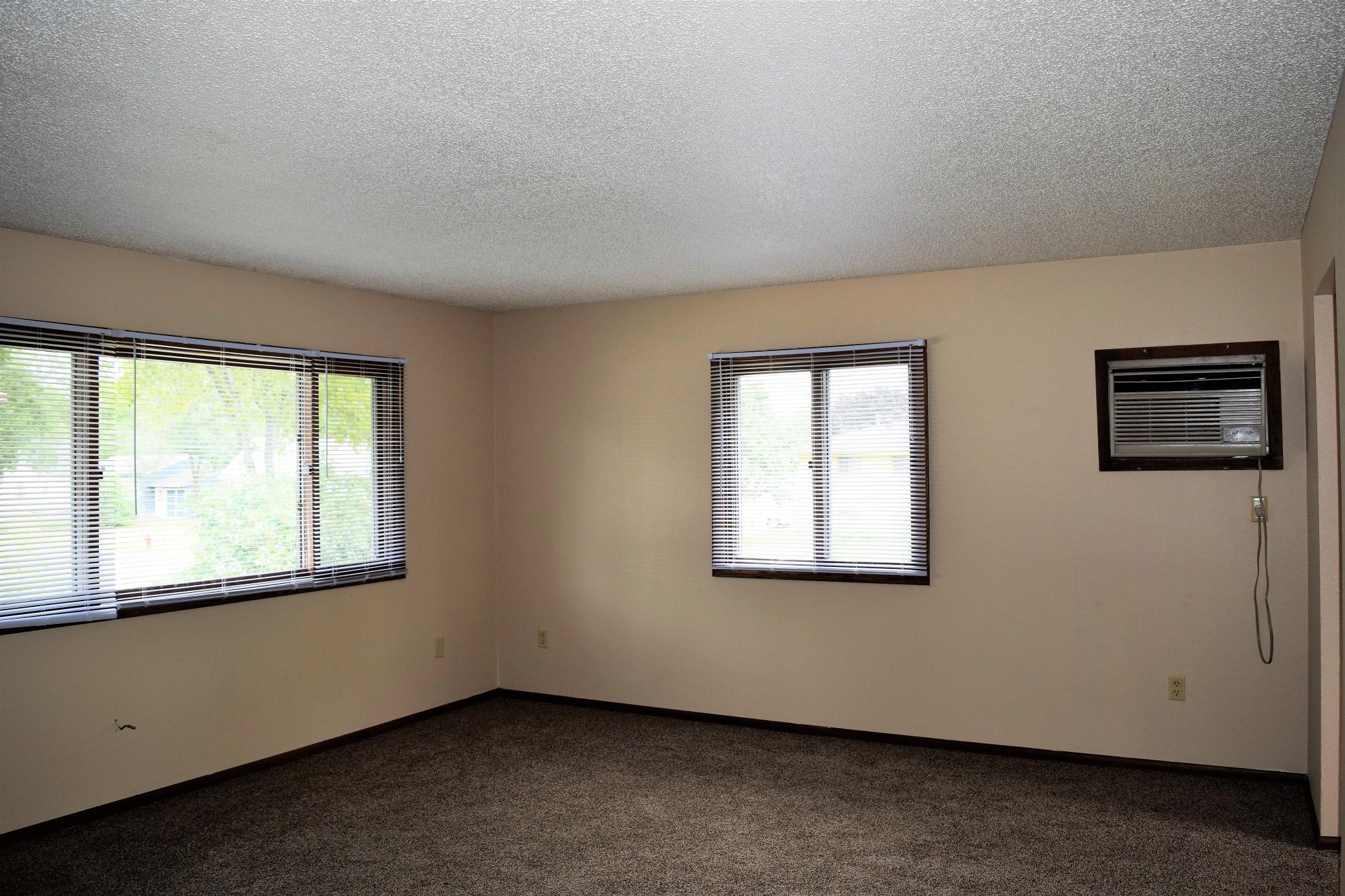 305-307 S 23rd Street S, Fargo ND 58103 - Photo 10 of 26